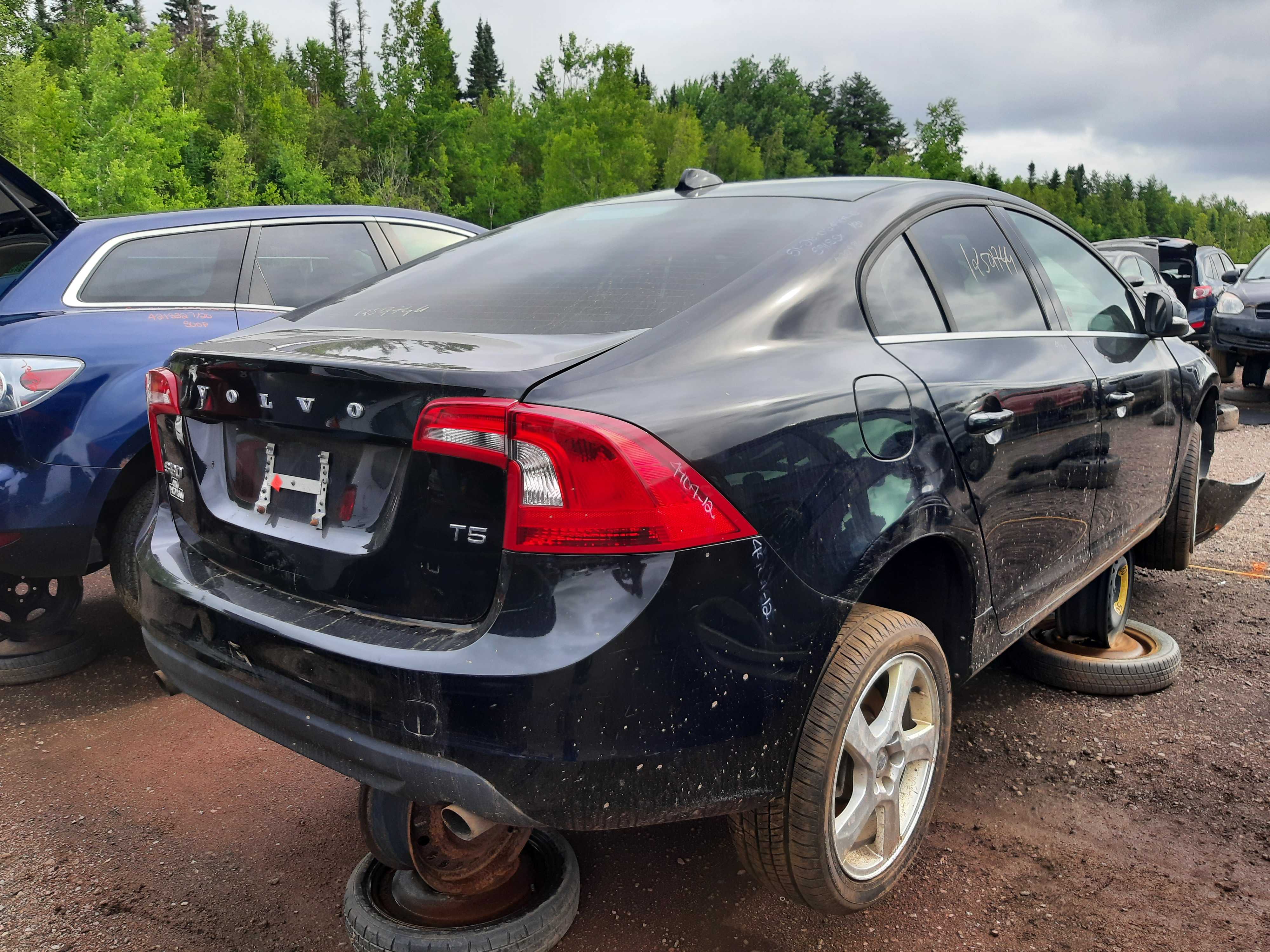 VOLVO S60 2012