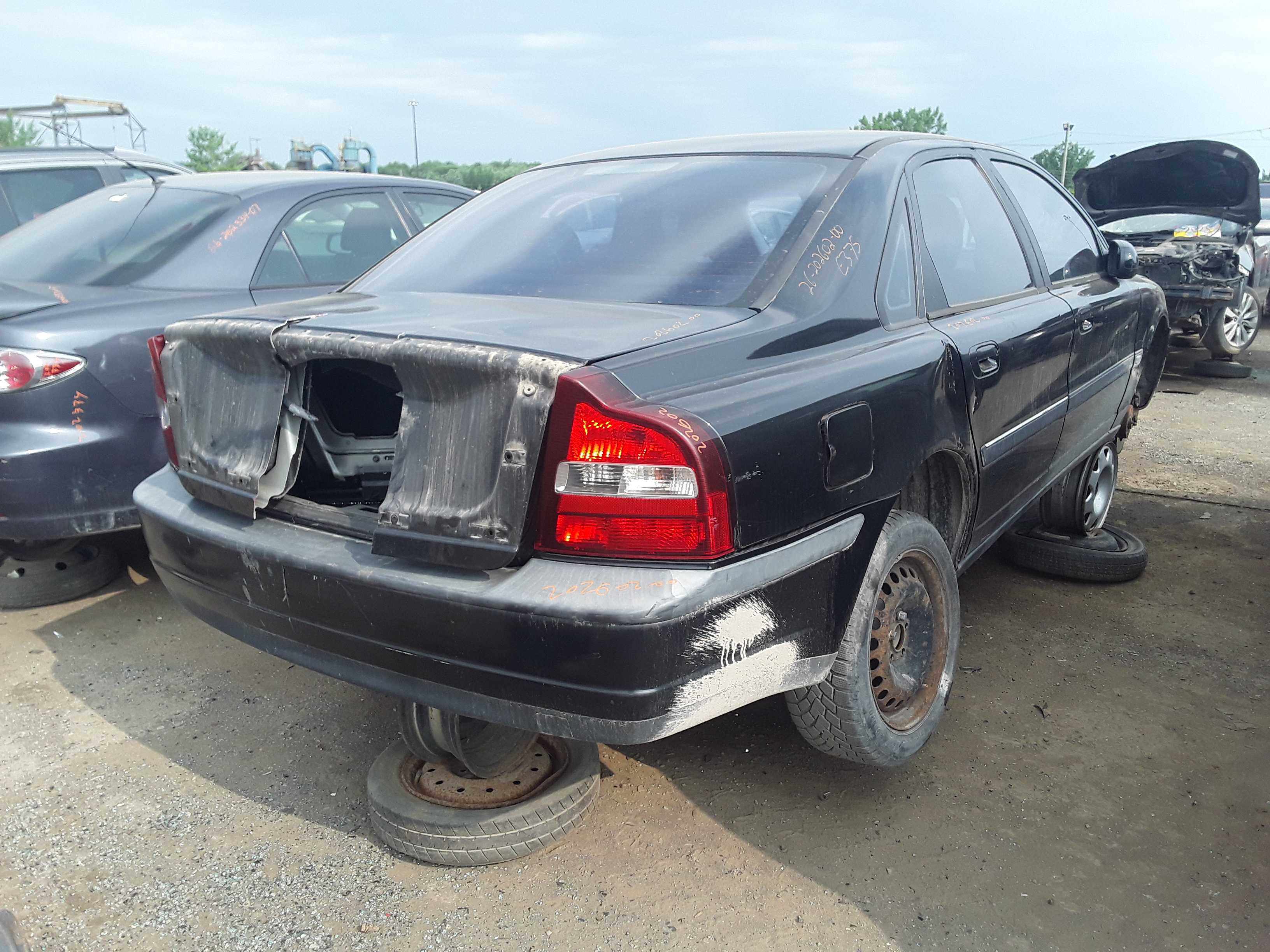 VOLVO S80 2000