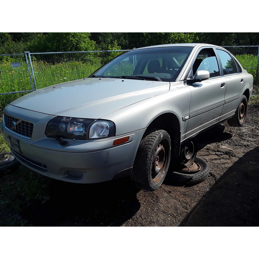 VOLVO S80 2004