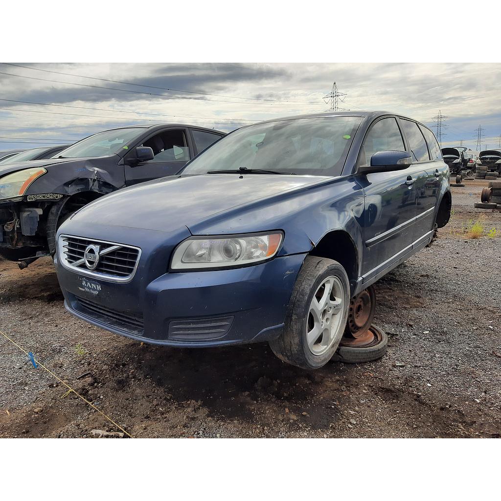 VOLVO V50 2011