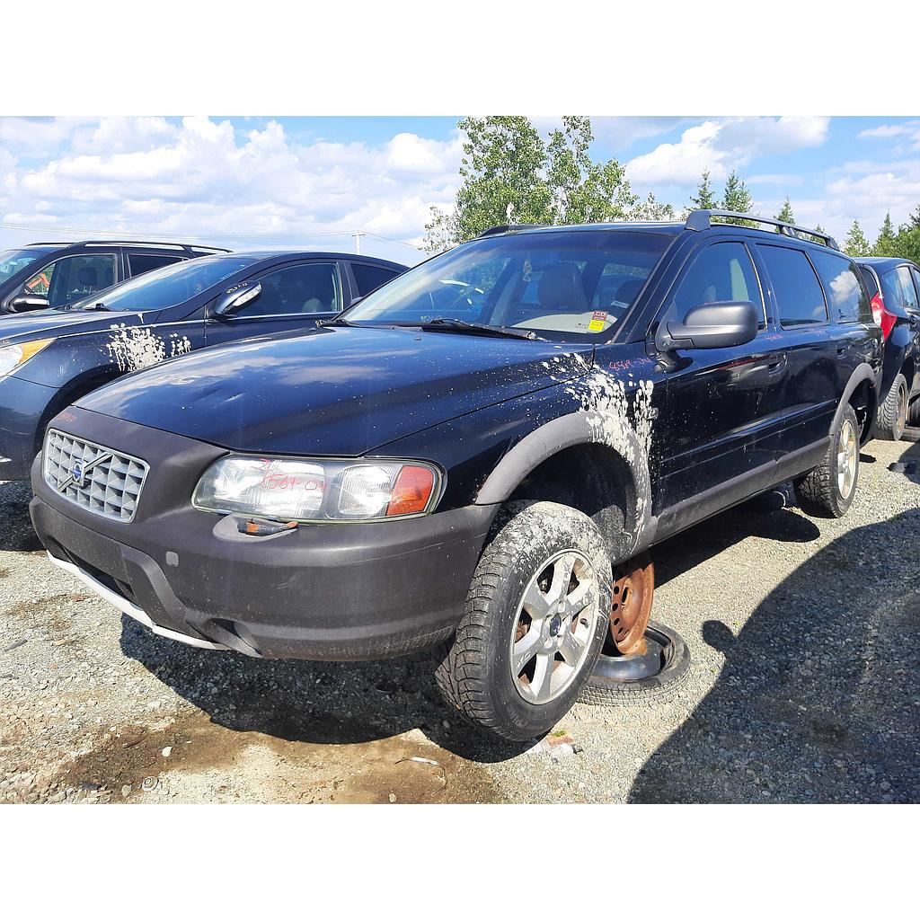 VOLVO V70 2004