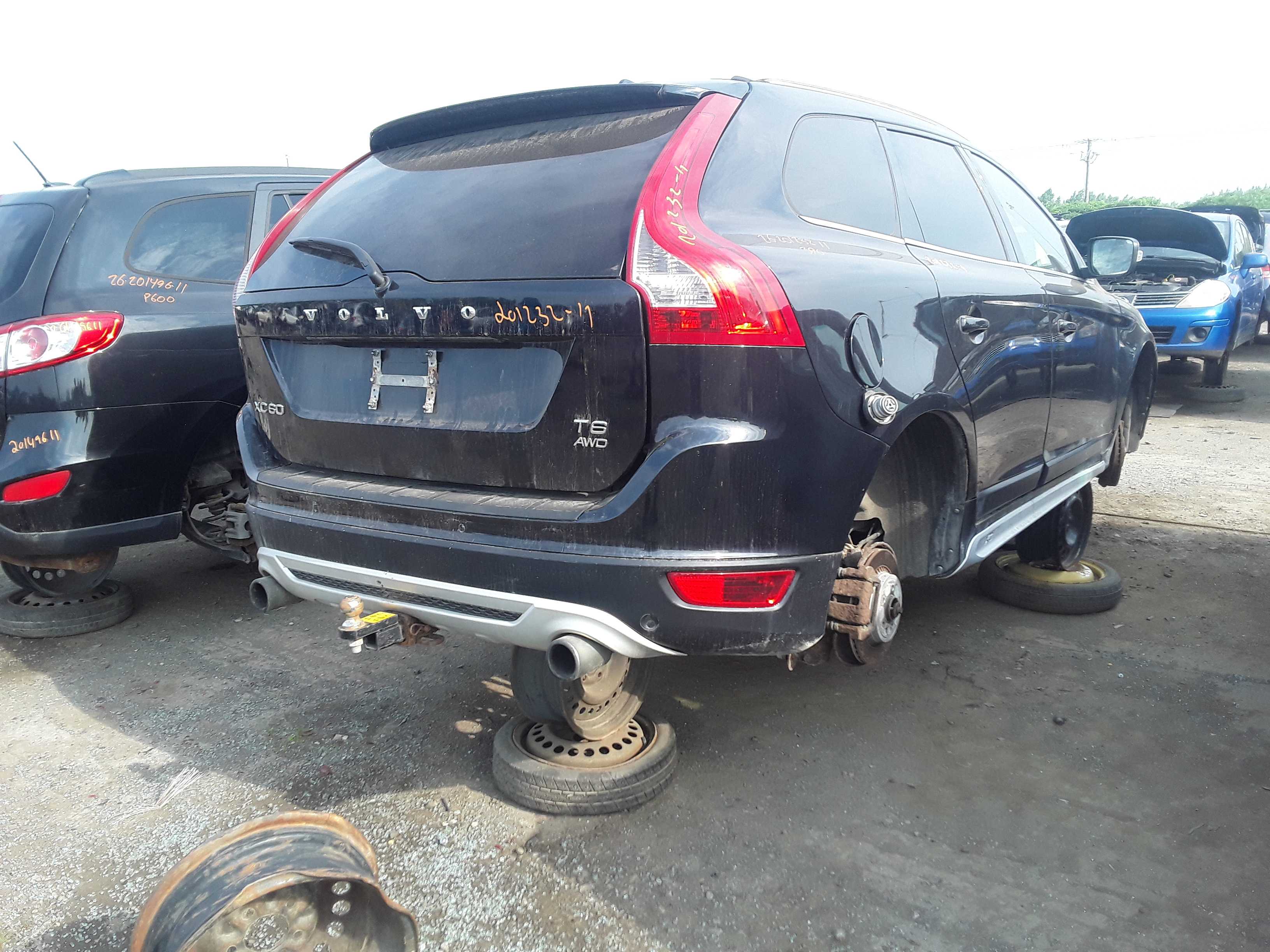 VOLVO XC60 2011