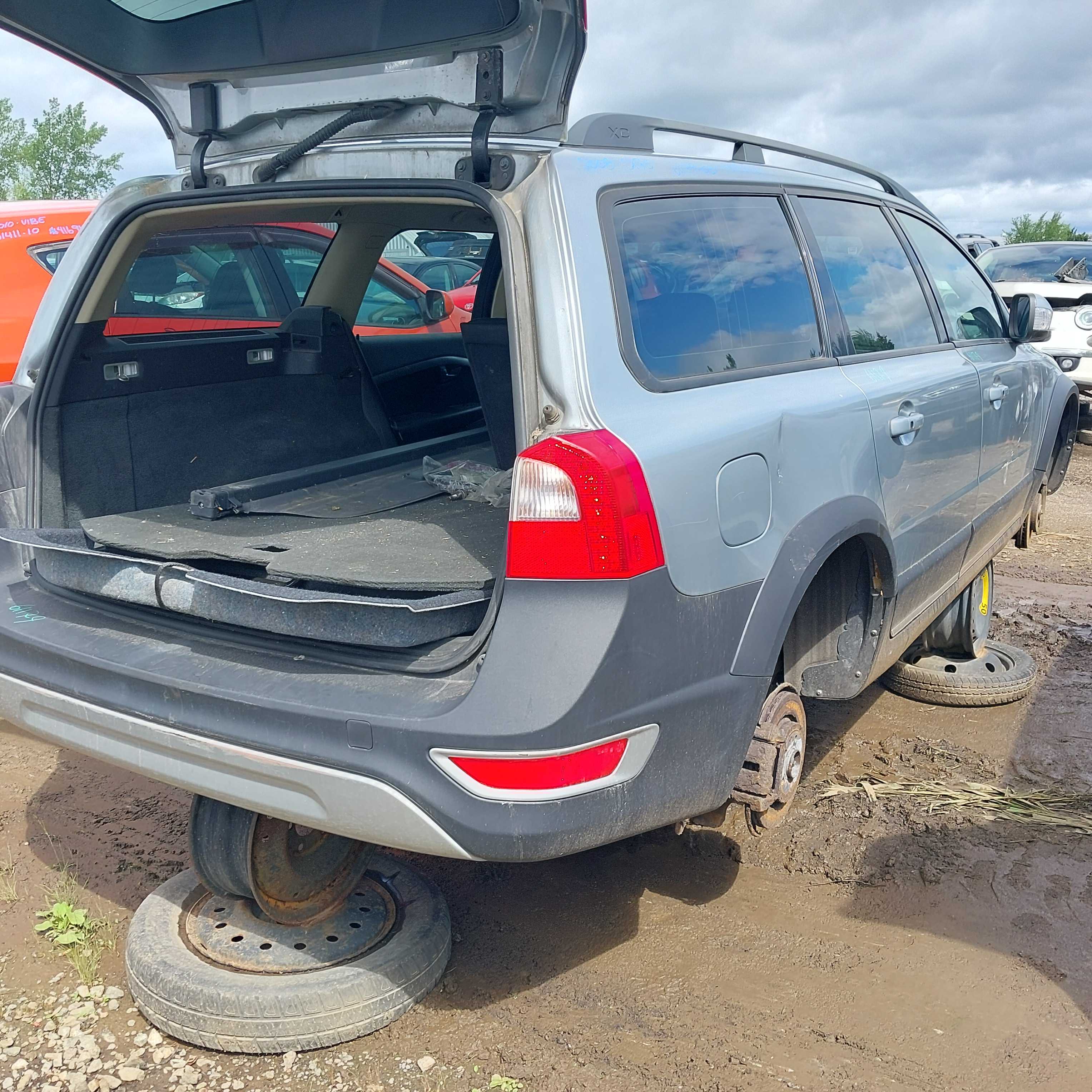 VOLVO XC70 2008