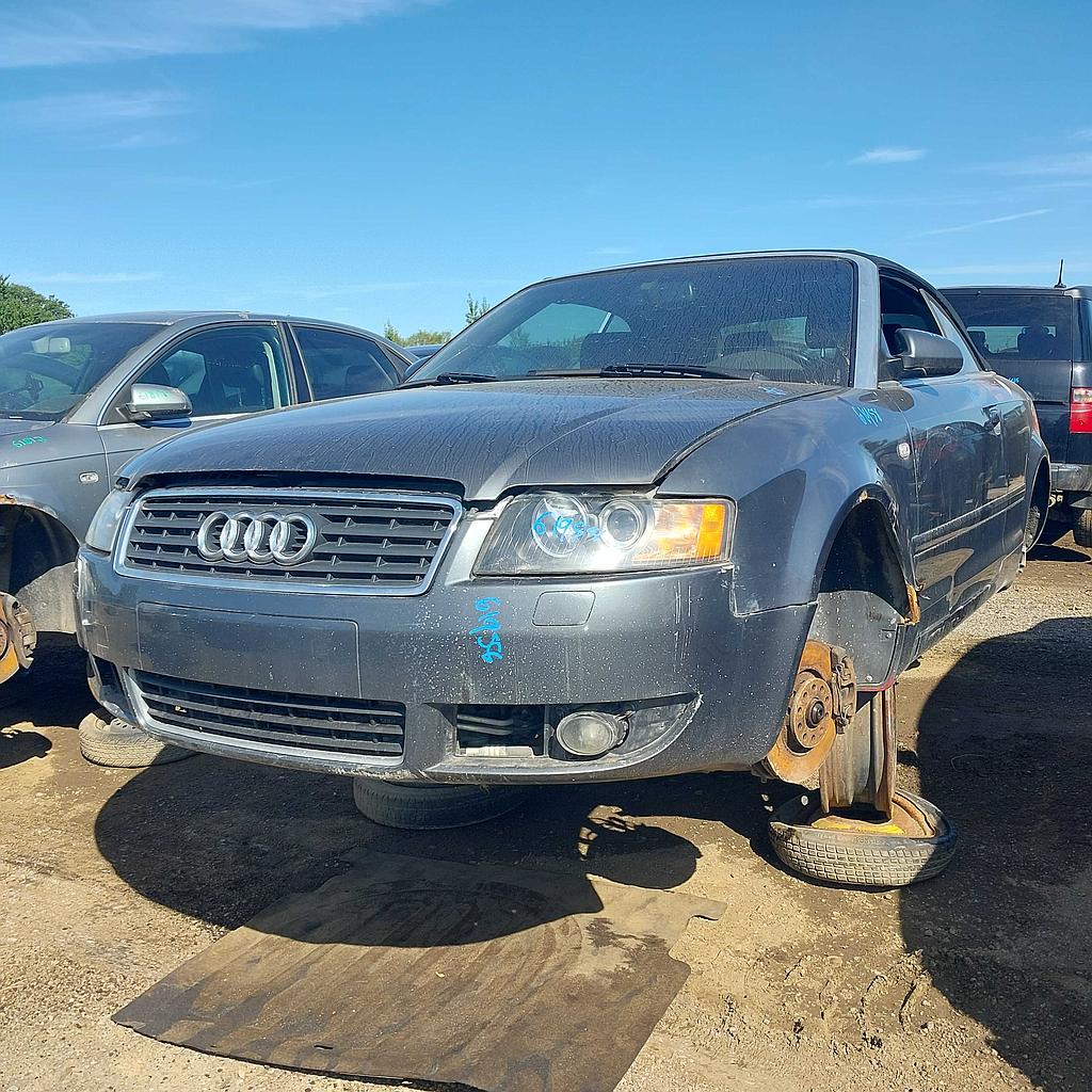 AUDI A4 2004