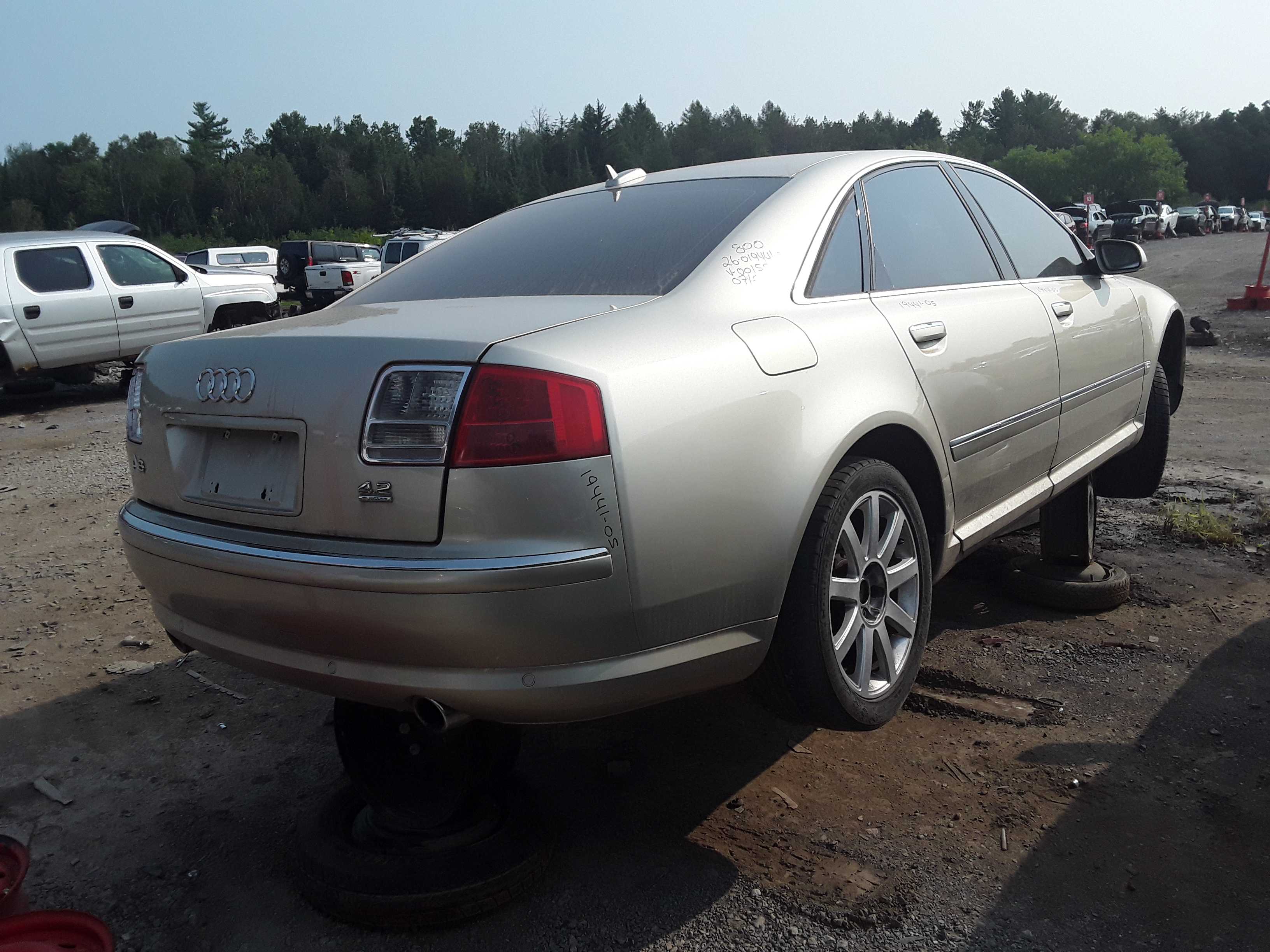 AUDI A8 2005