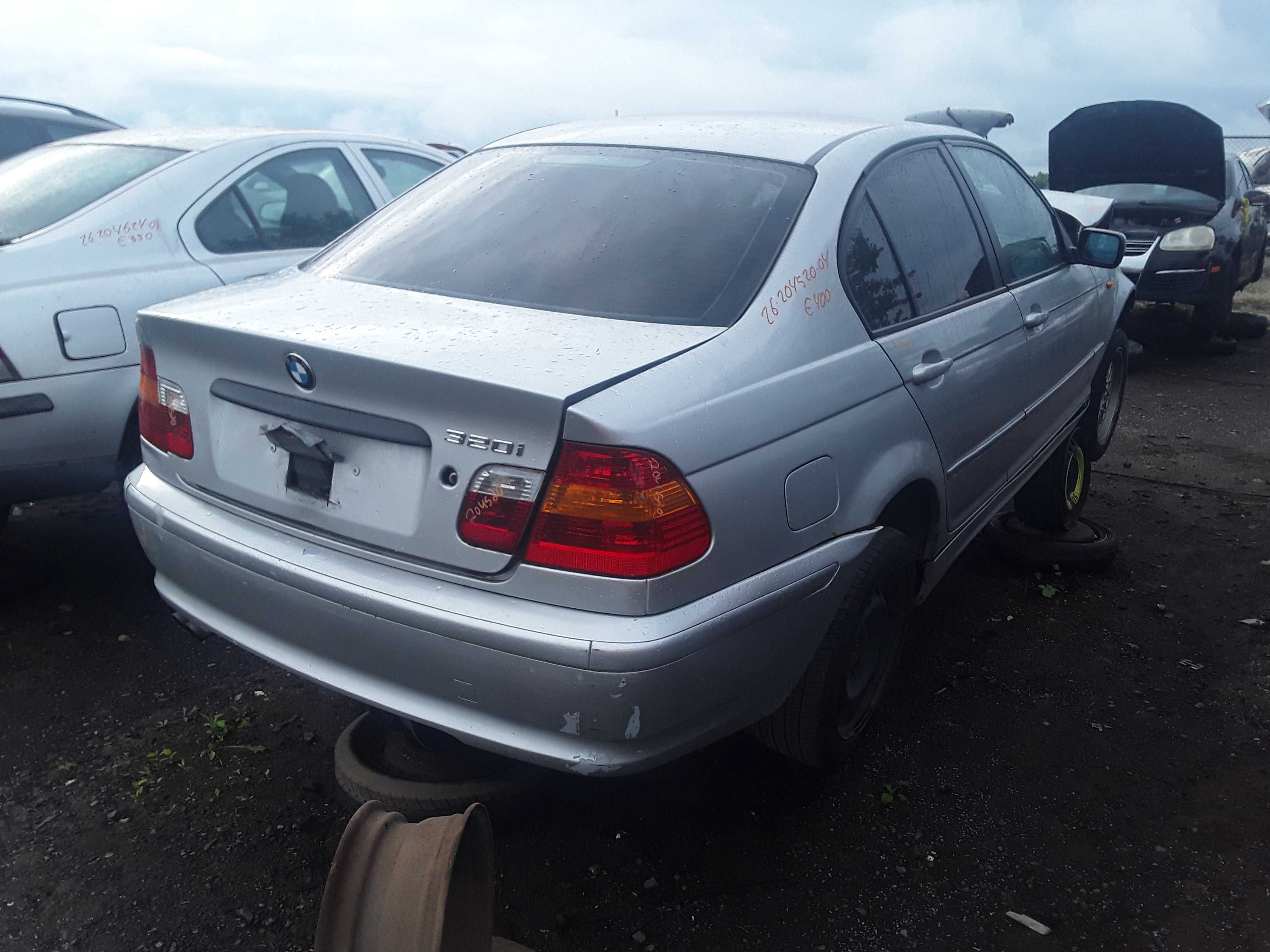 BMW 320 2004