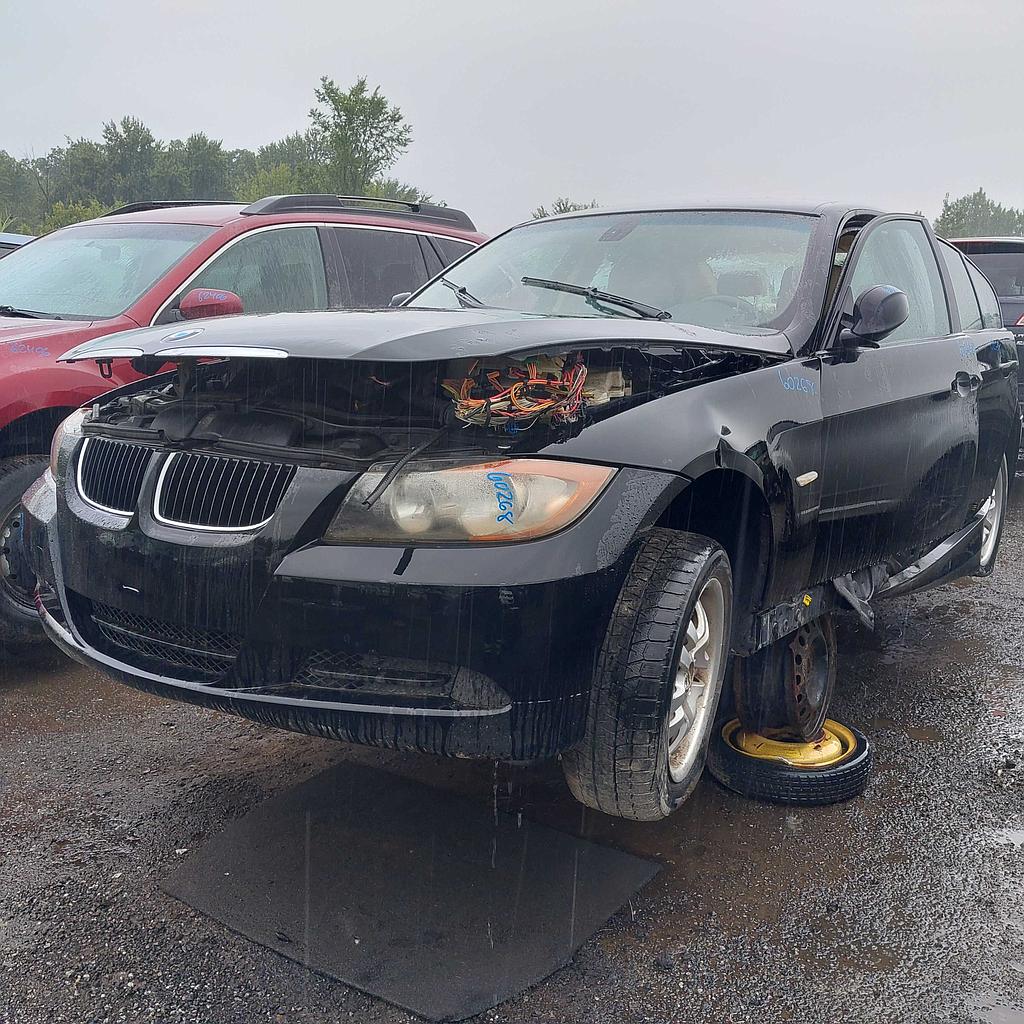 BMW 323 2007