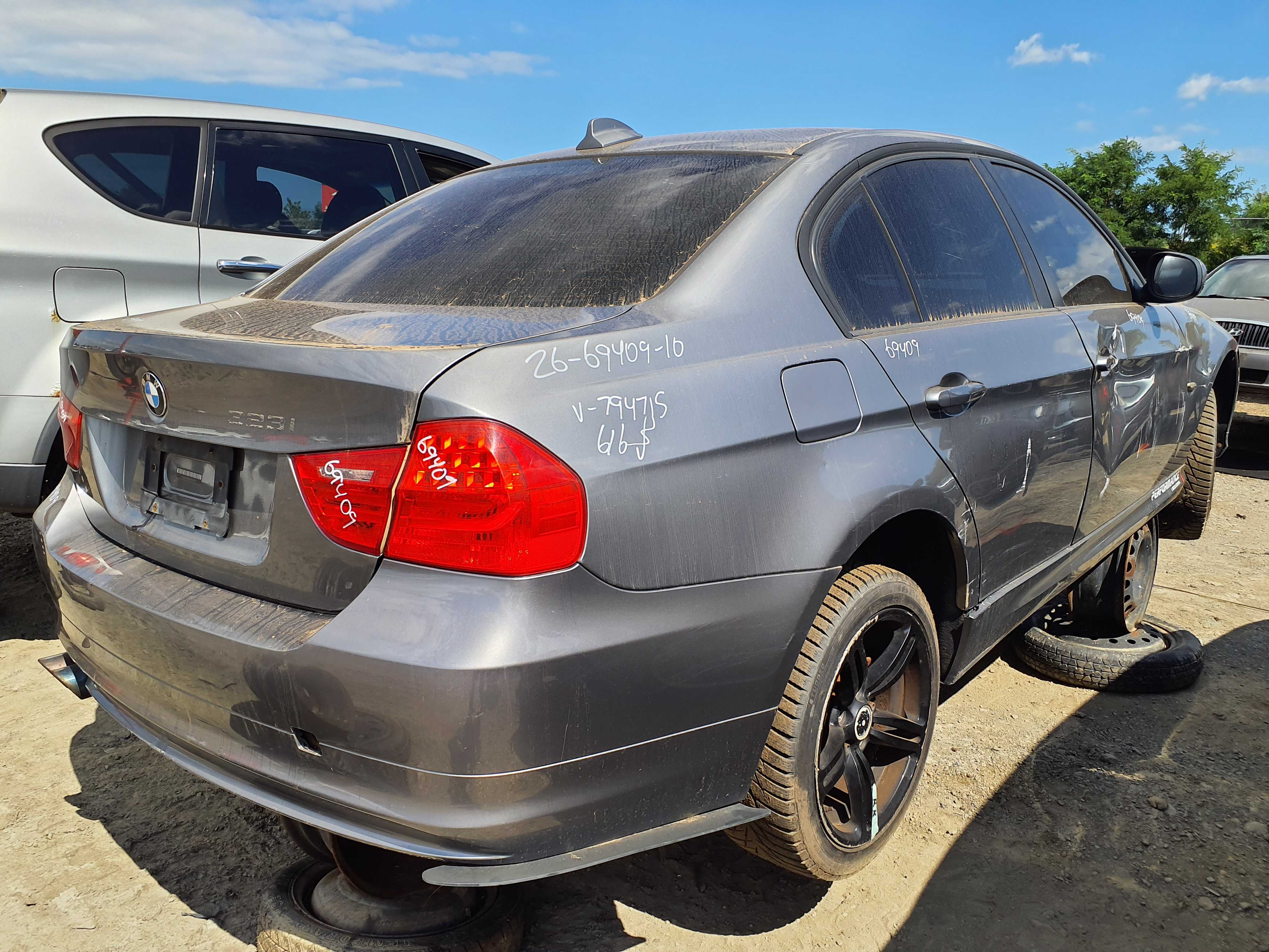 BMW 323 2010