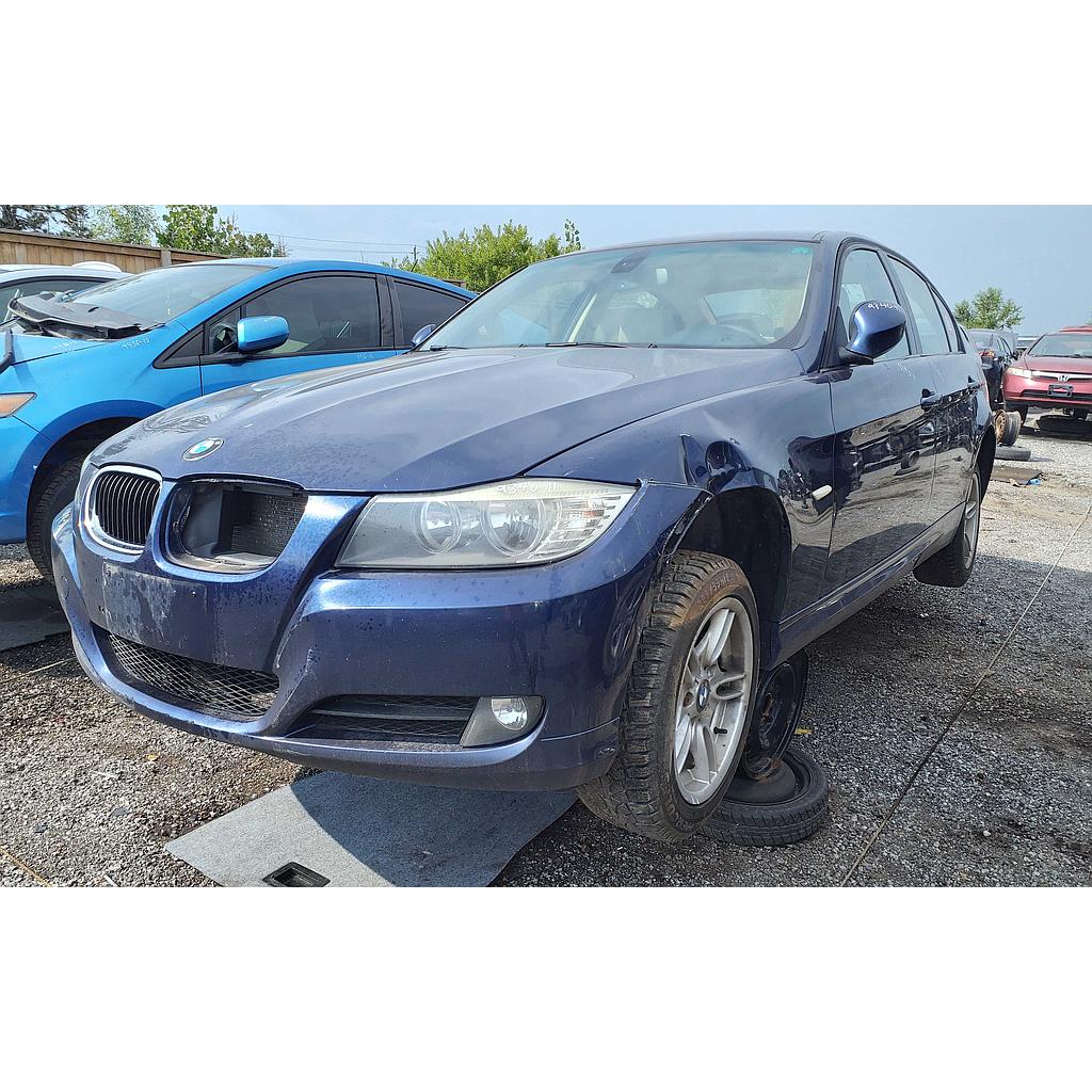 BMW 323 2011