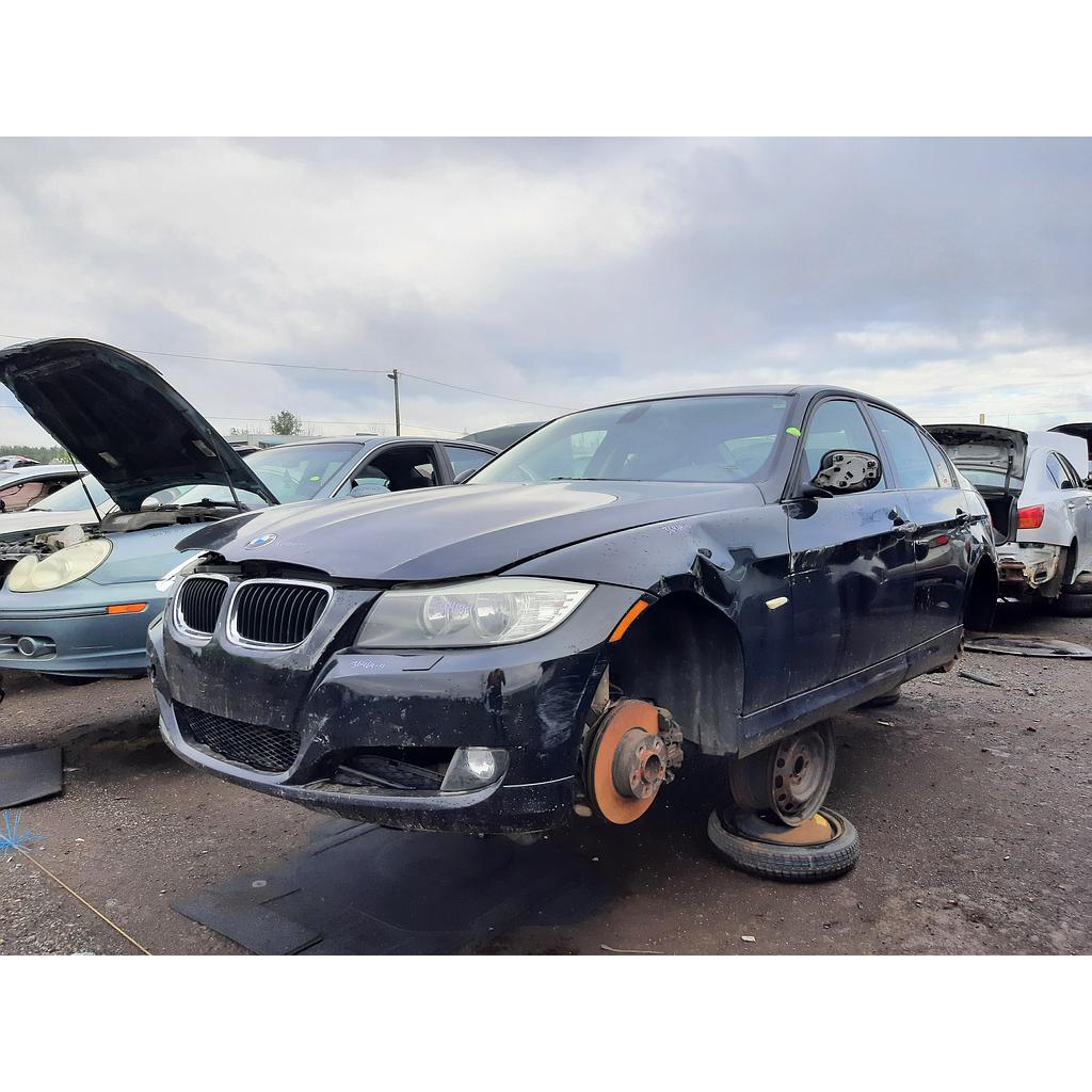 BMW 323 2011