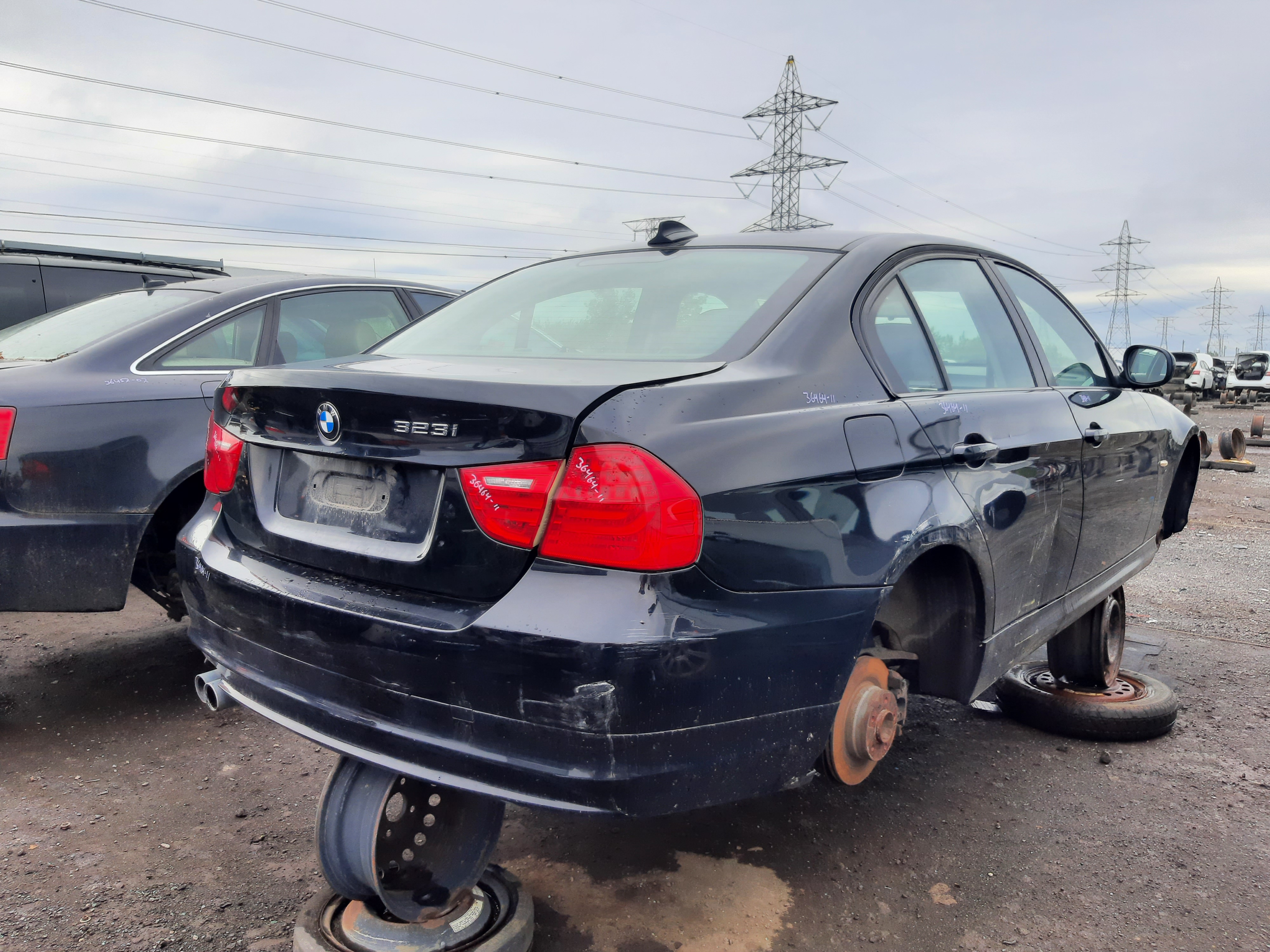 BMW 323 2011