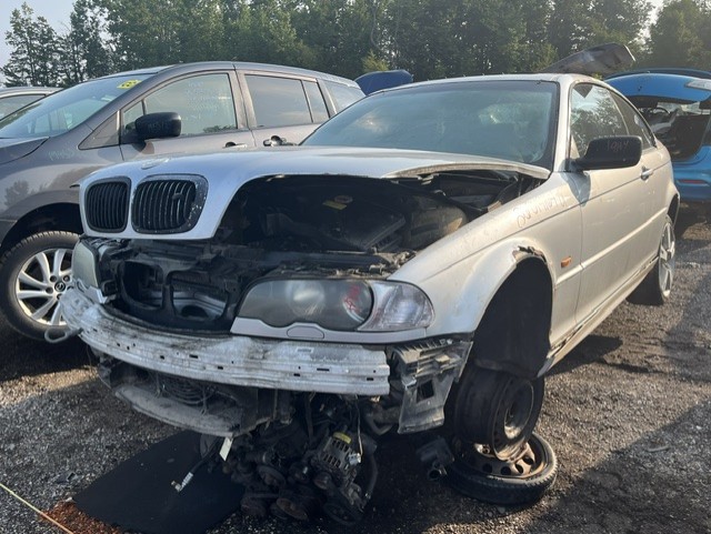 BMW 325 2001