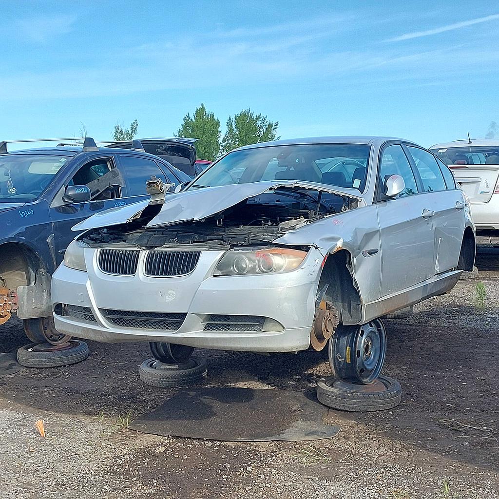 BMW 325 2006