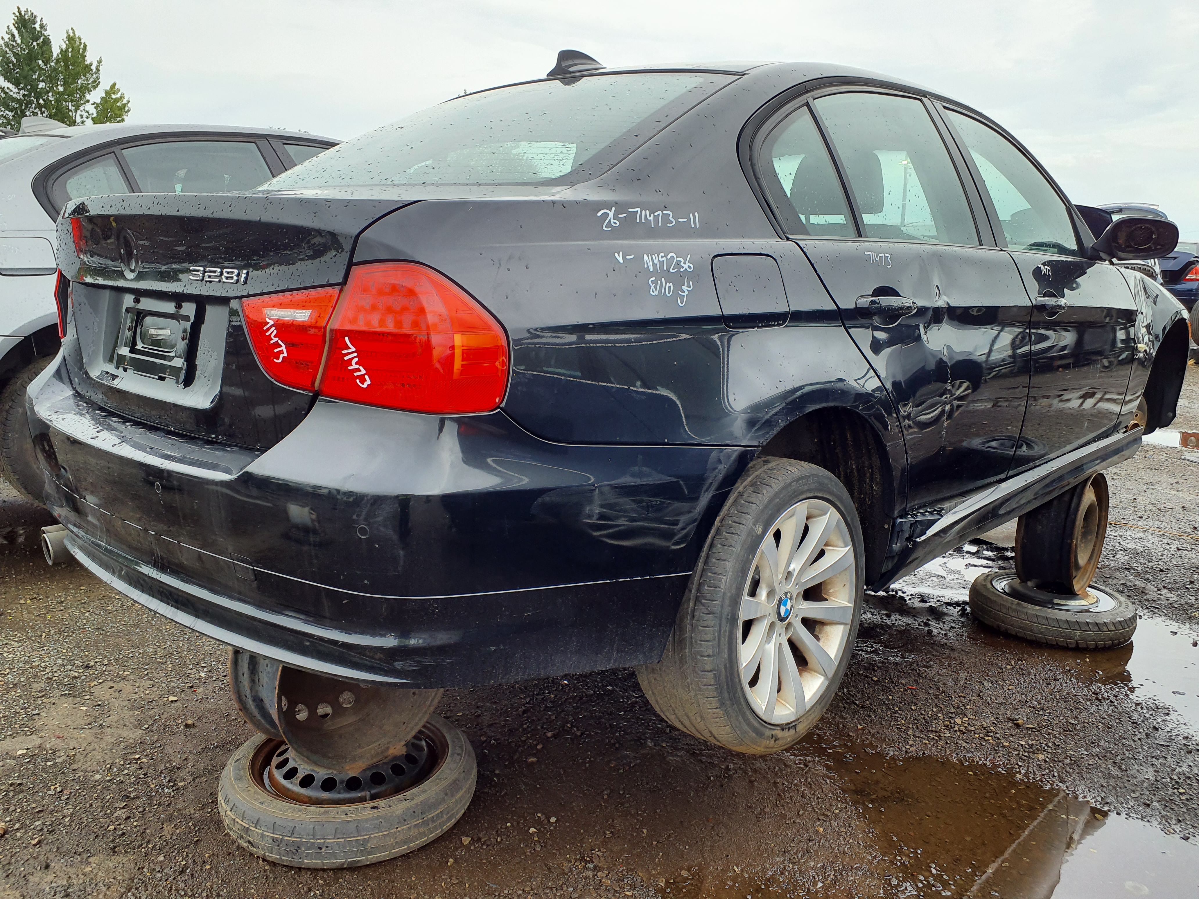 BMW 328 2011