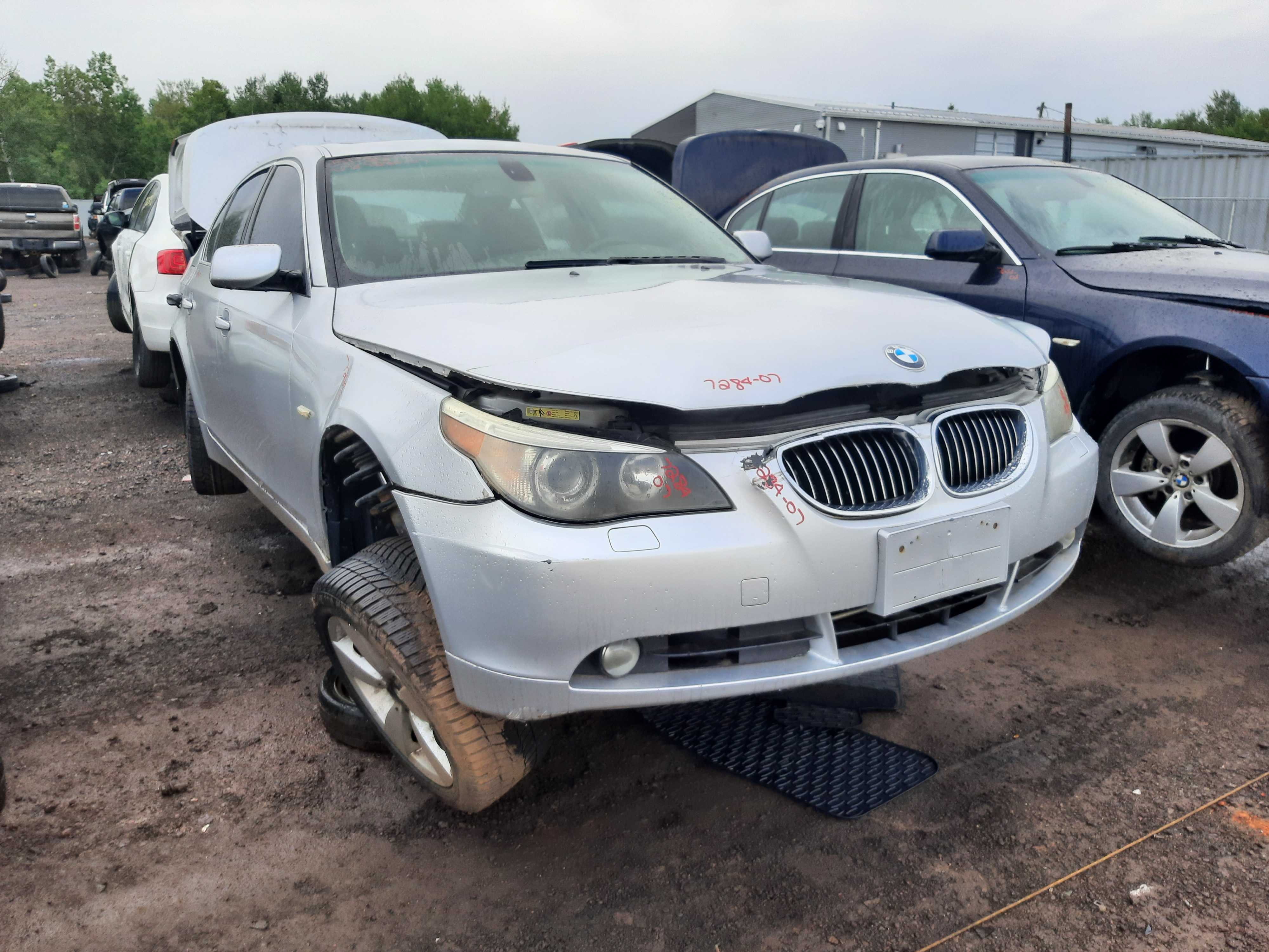BMW 525 2007