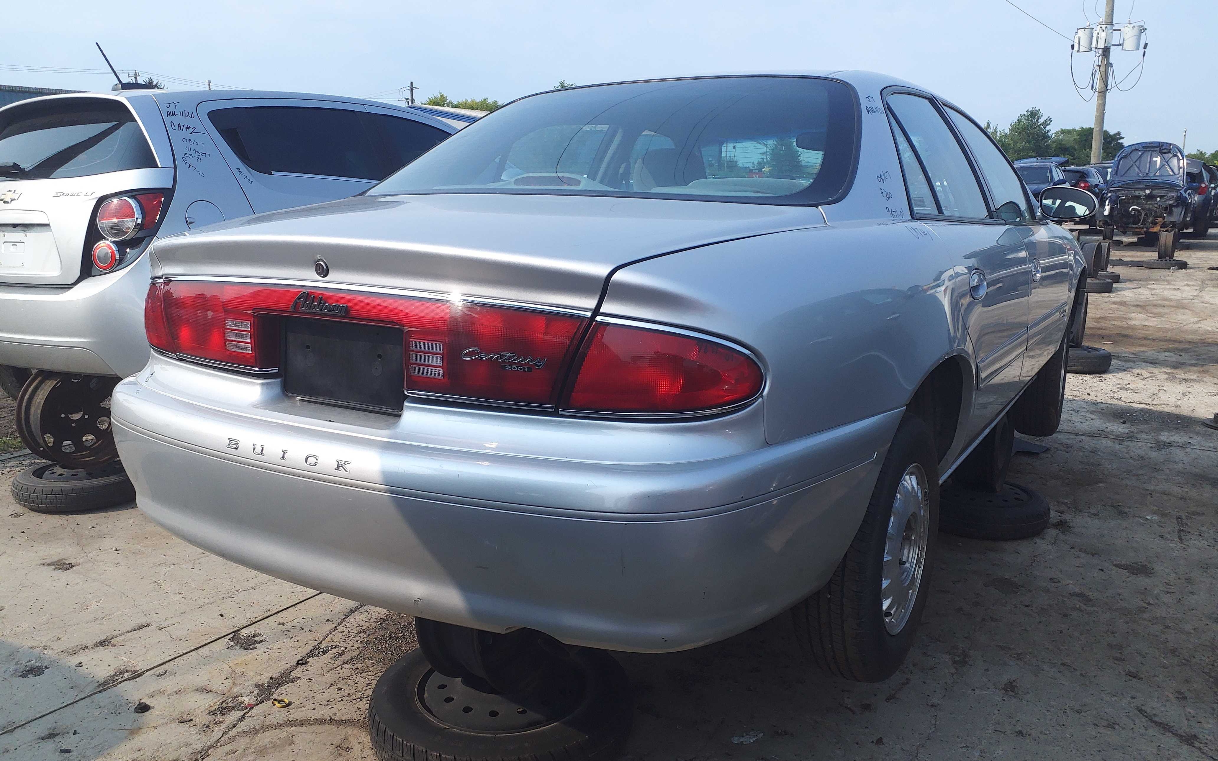 BUICK CENTURY 2001