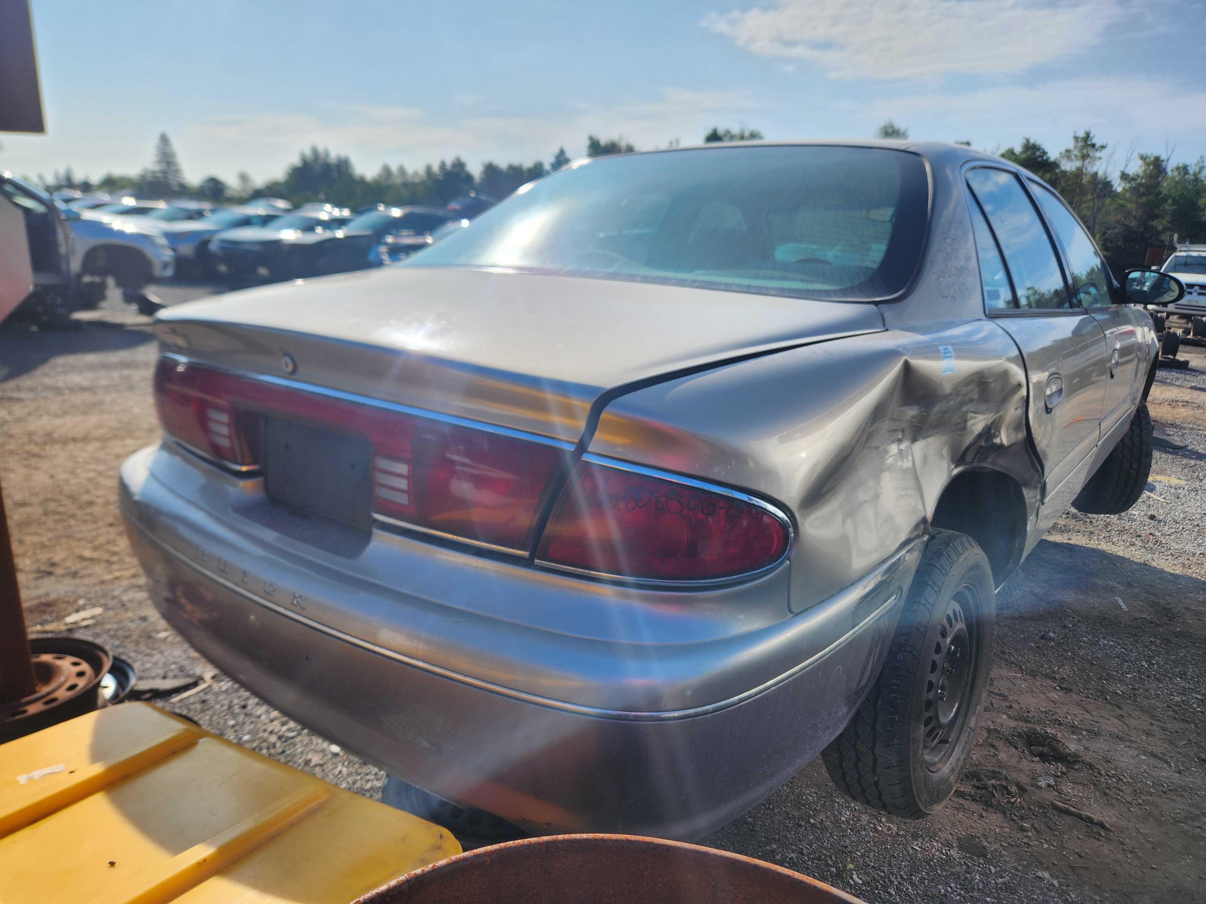 BUICK CENTURY 2001