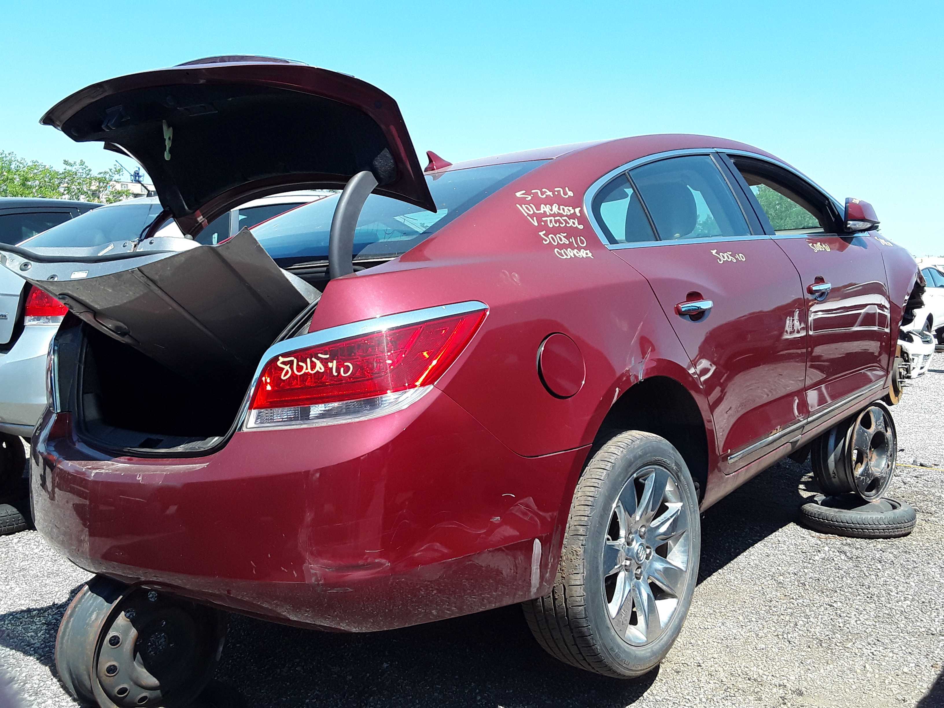 BUICK LACROSSE 2010
