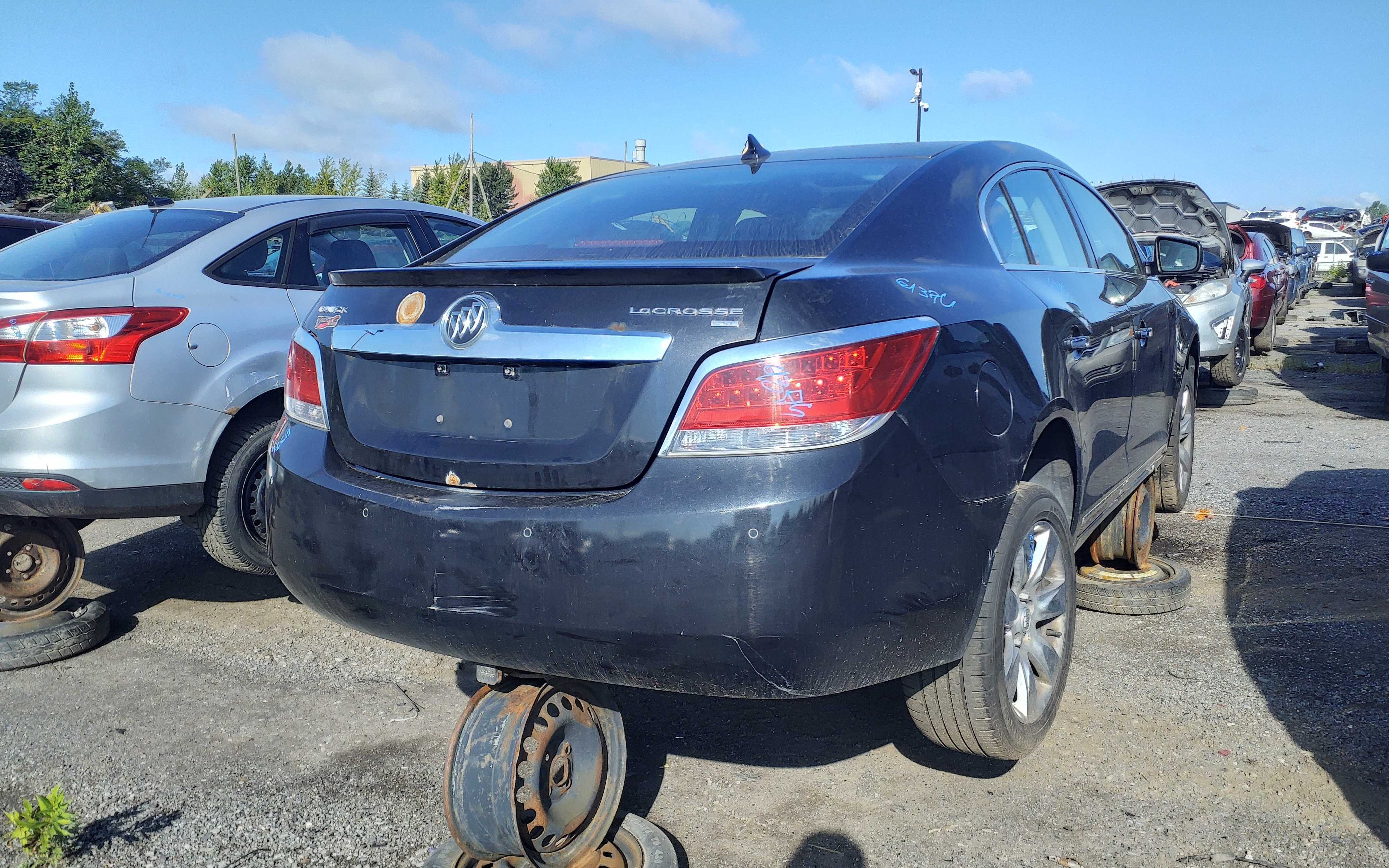 BUICK LACROSSE 2010