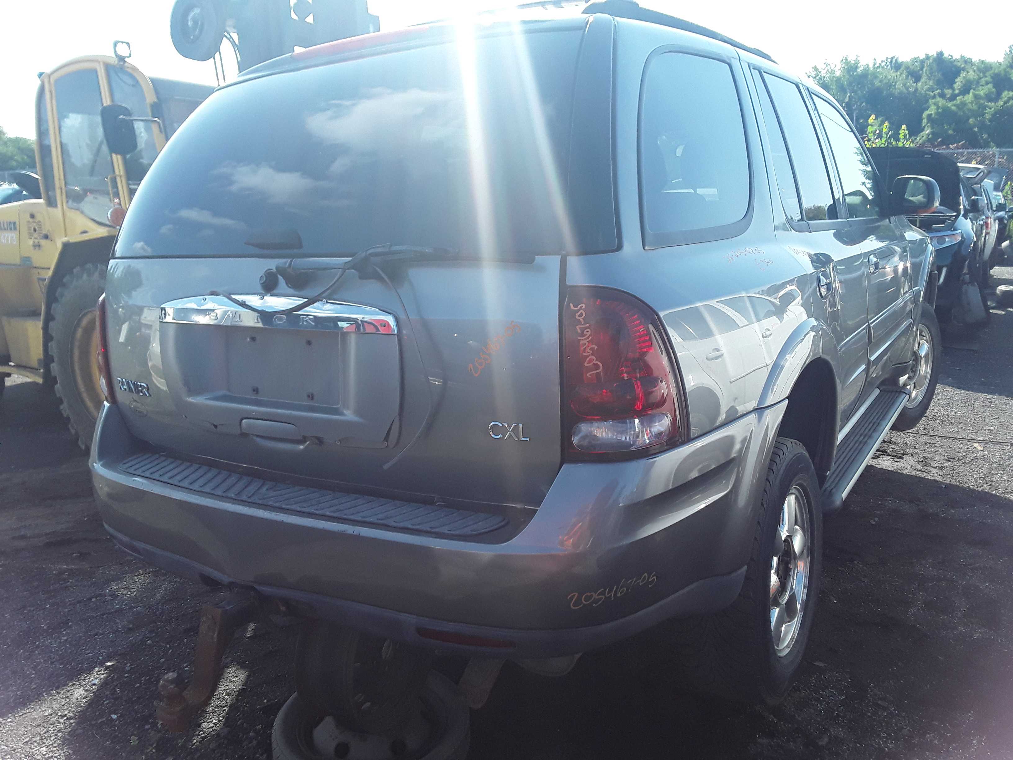 BUICK RAINIER 2005