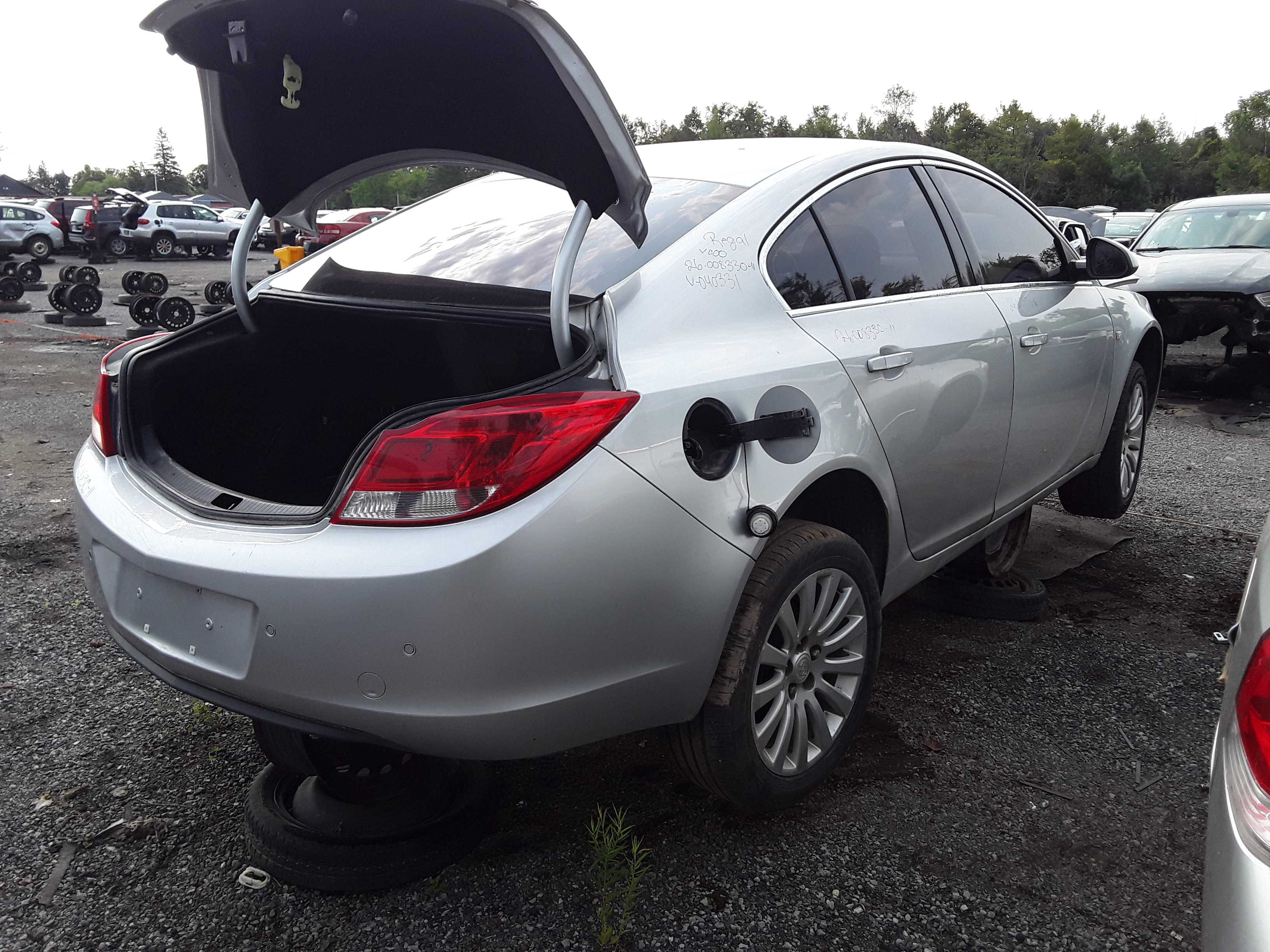 BUICK REGAL 2011