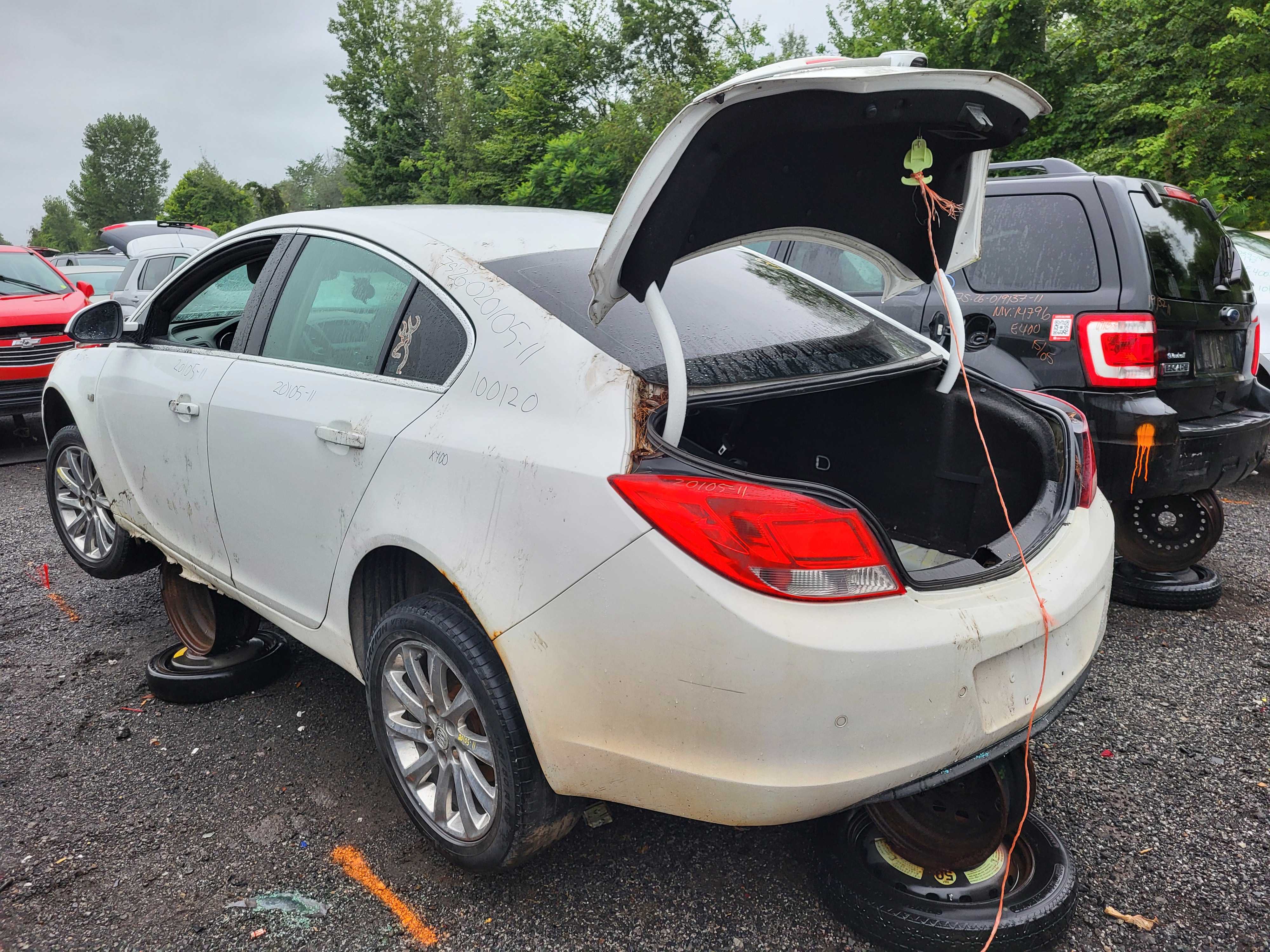 BUICK REGAL 2011