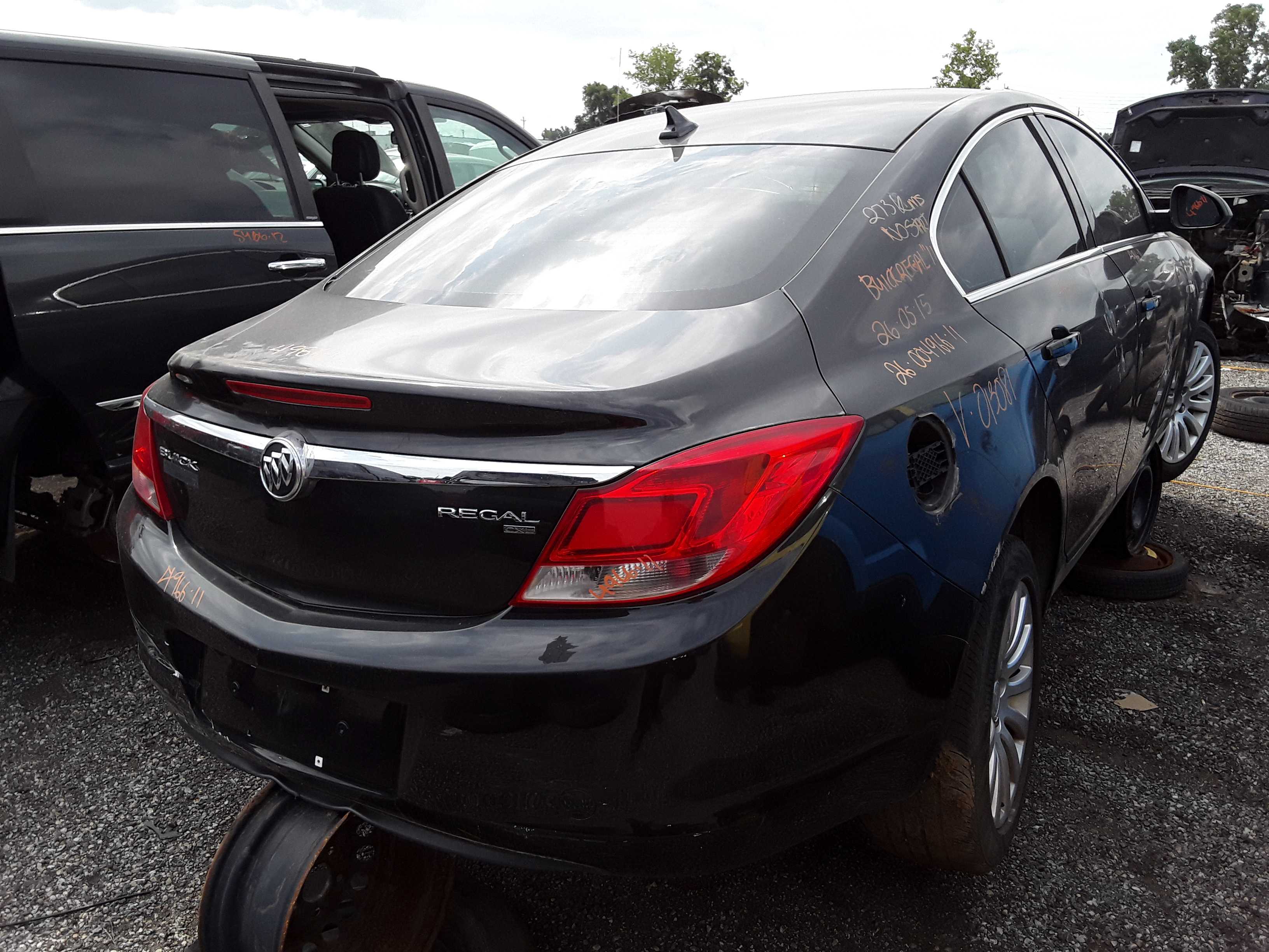 BUICK REGAL 2011