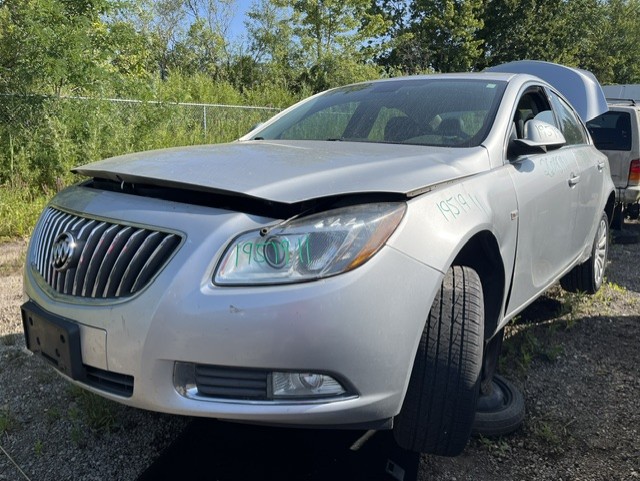 BUICK REGAL 2011