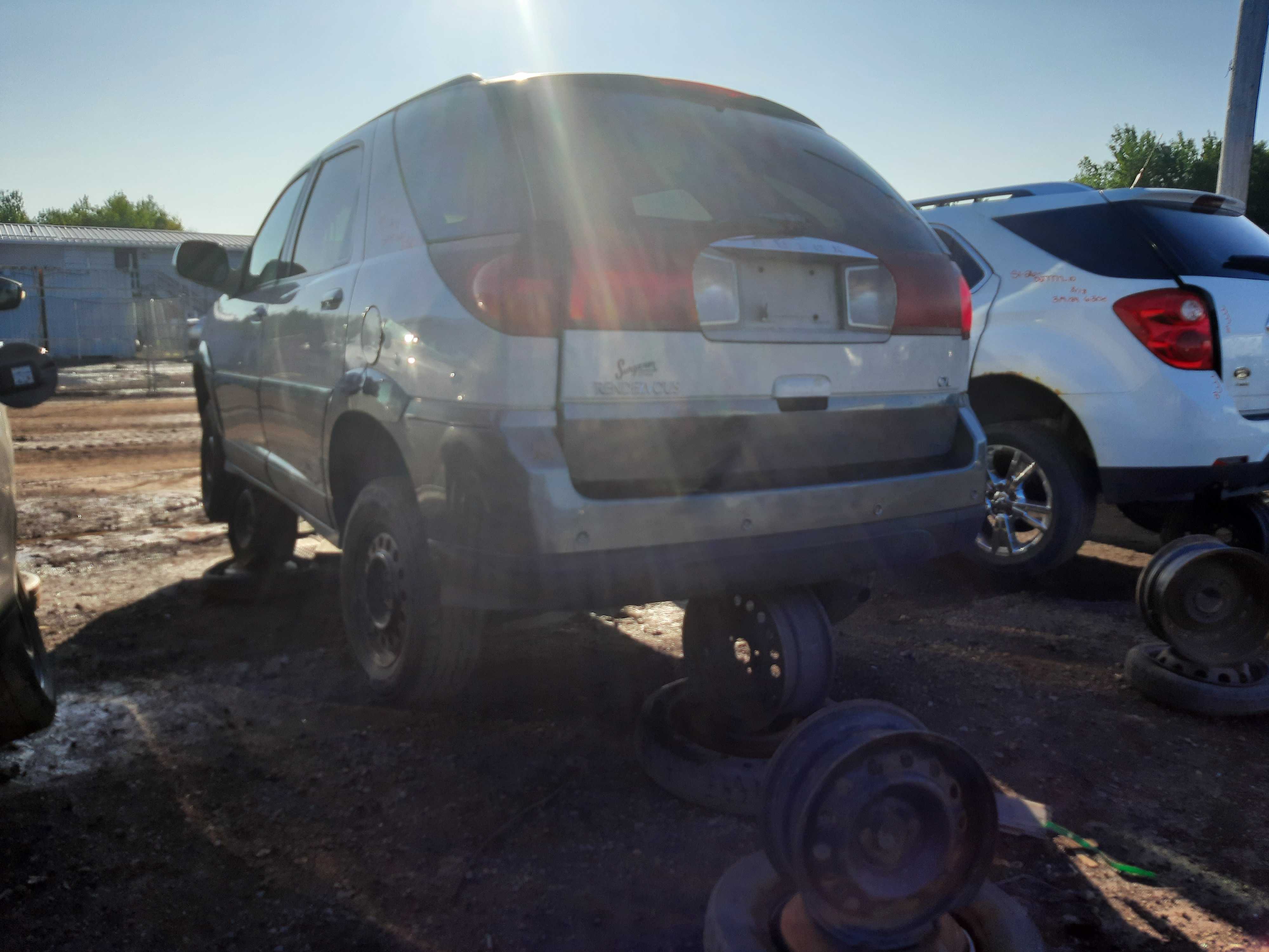 BUICK RENDEZVOUS 2004
