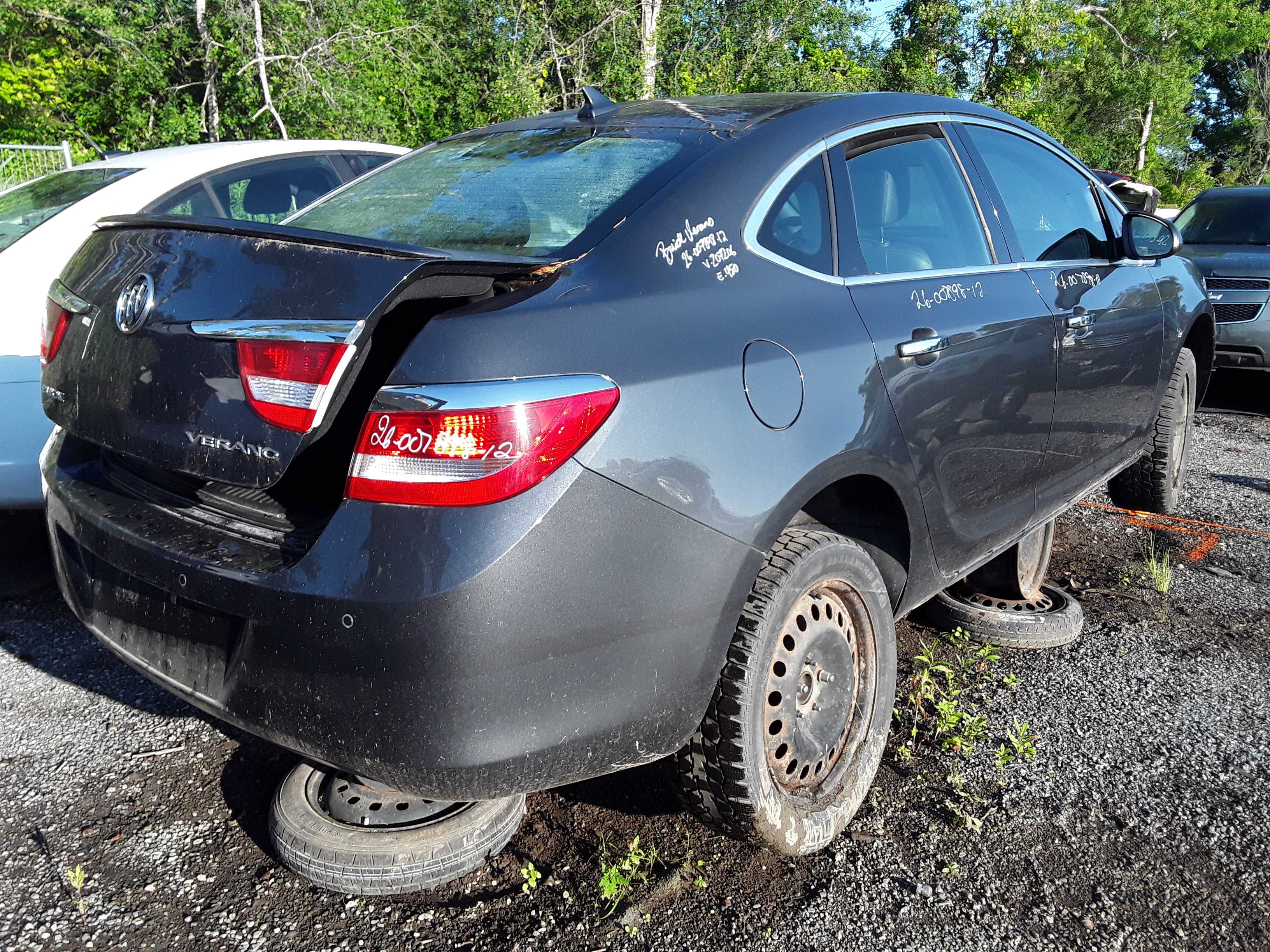 BUICK VERANO 2012