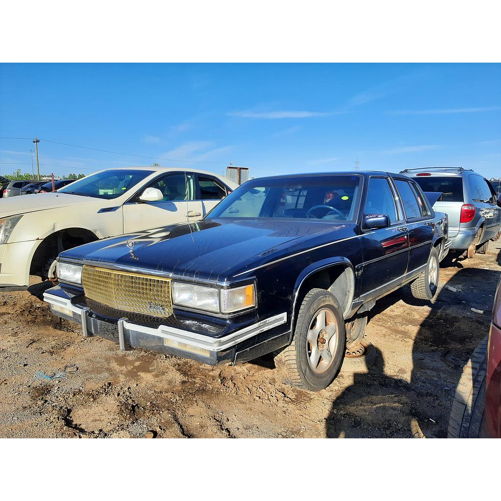 CADILLAC FLEETWOOD 1988