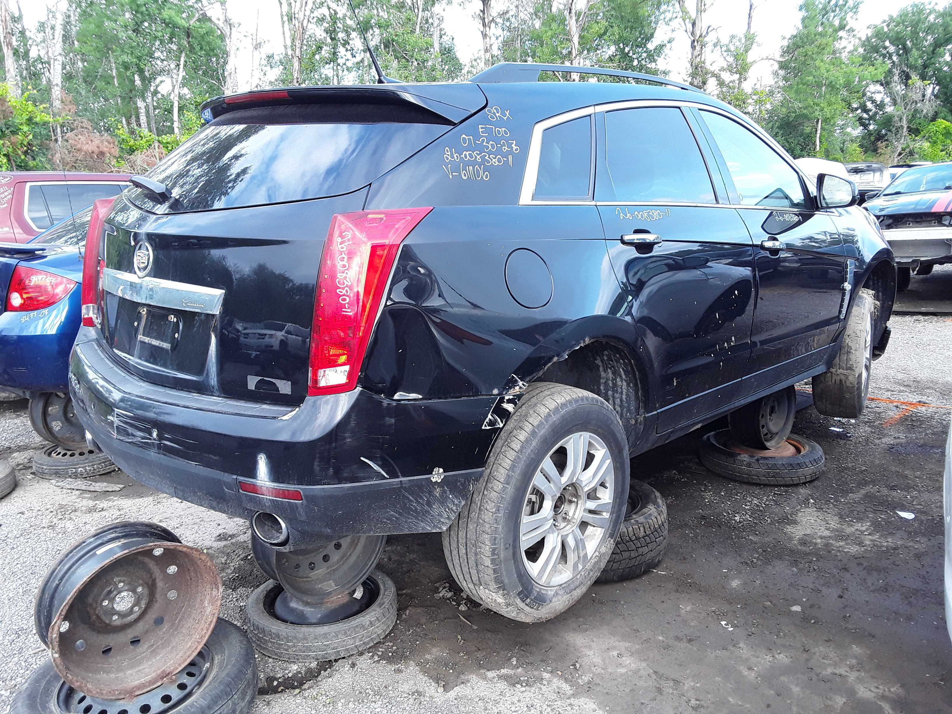 CADILLAC SRX 2011