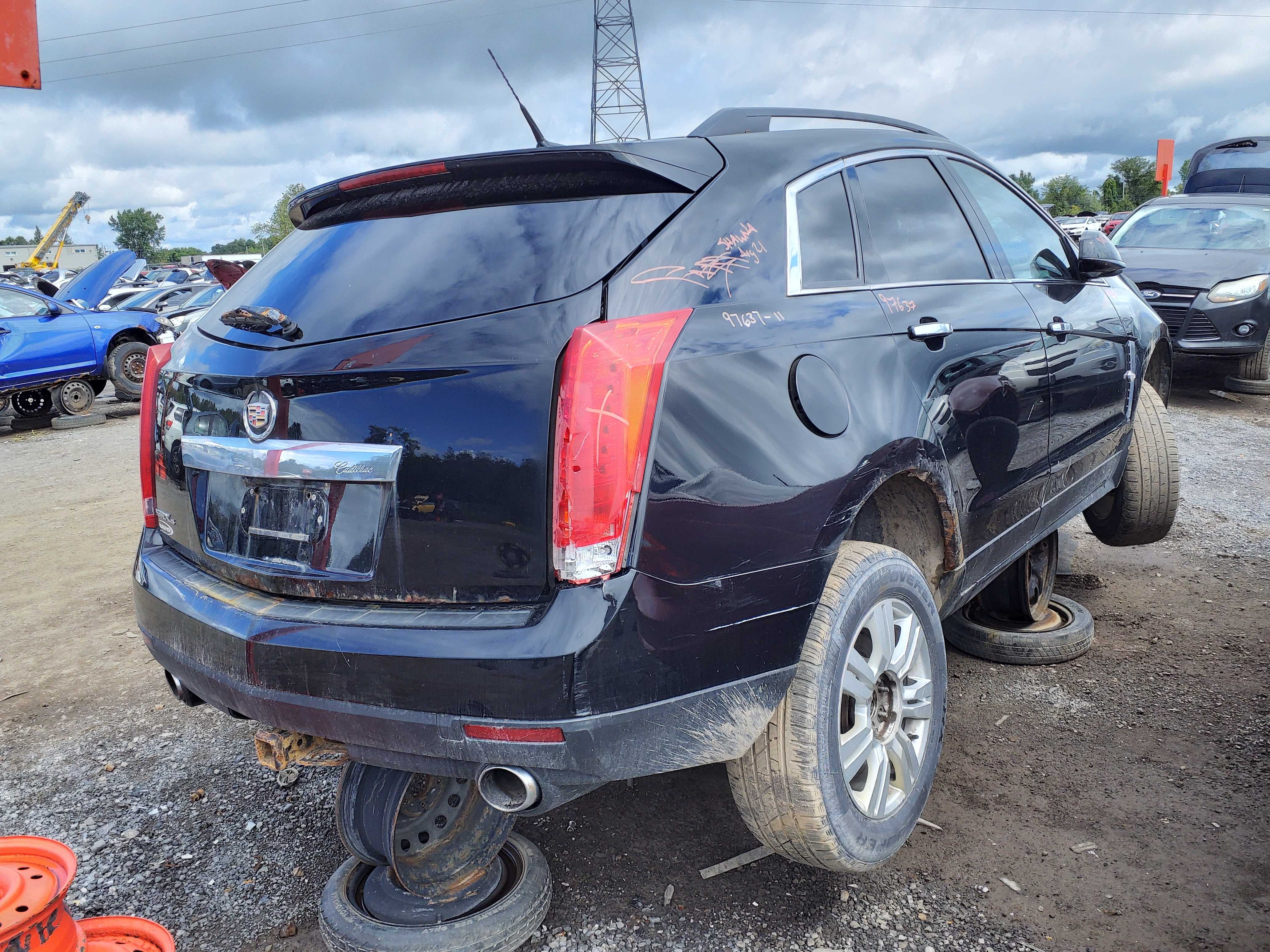 CADILLAC SRX 2011