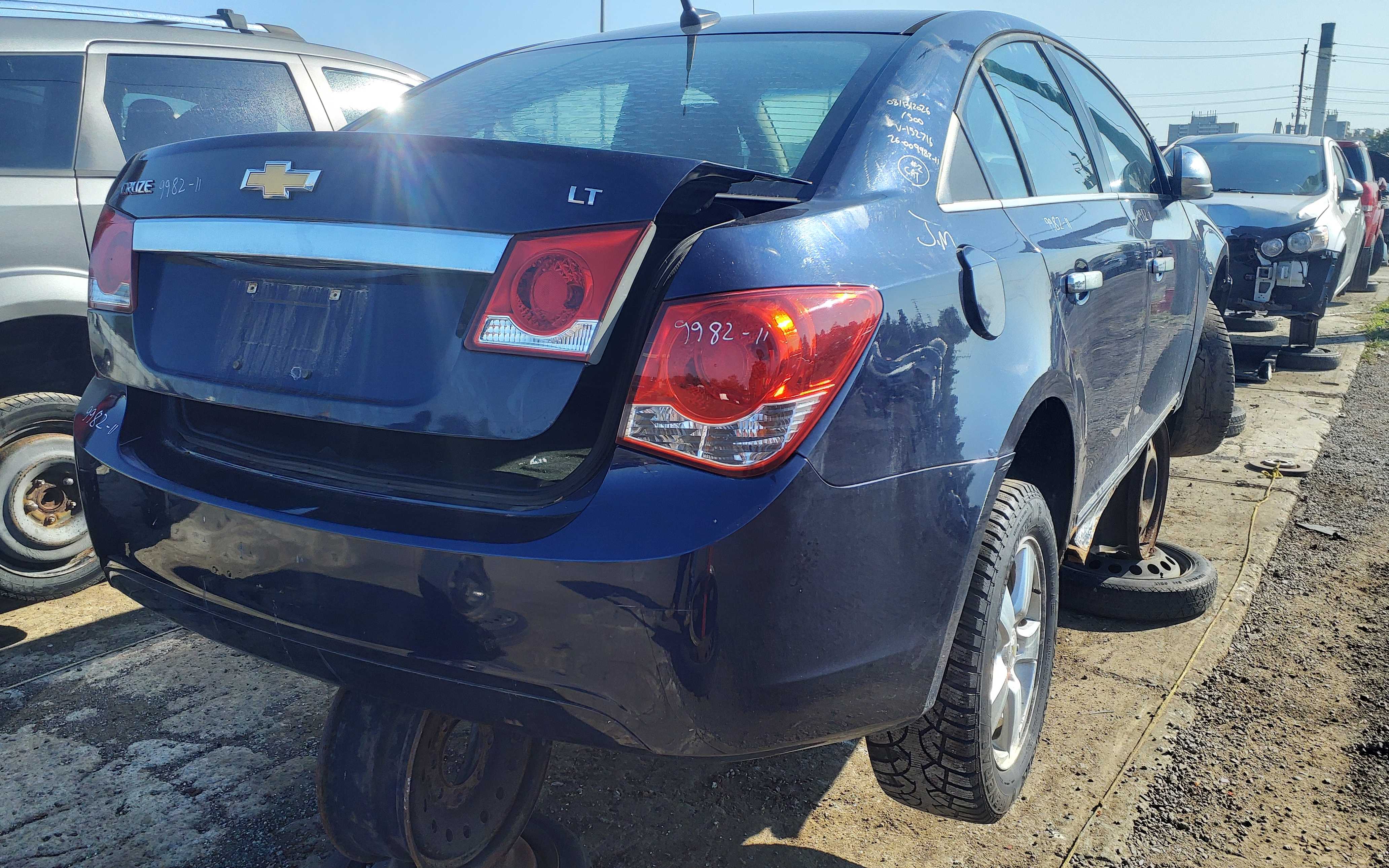 CHEVROLET CRUZE 2011