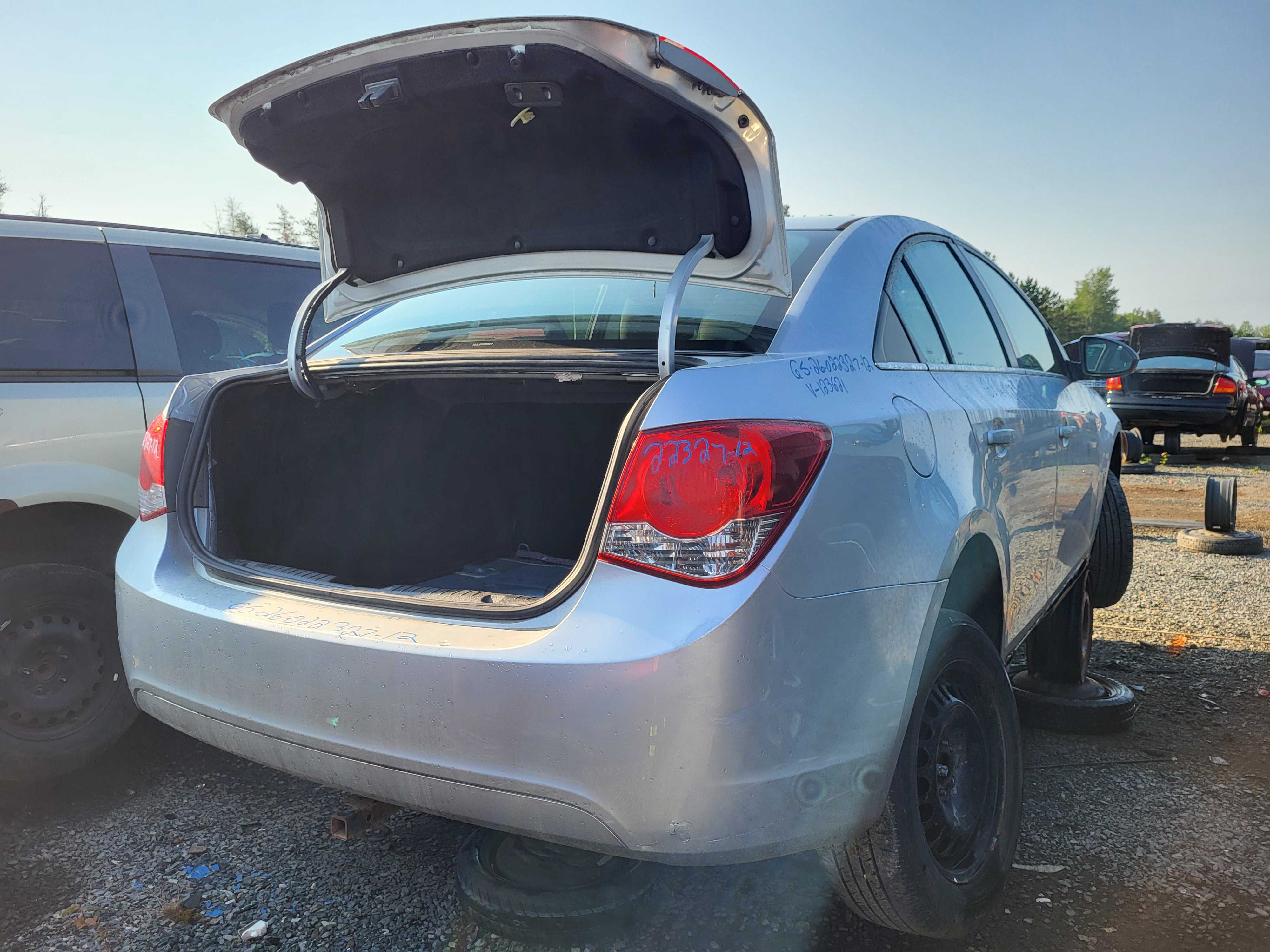 CHEVROLET CRUZE 2012