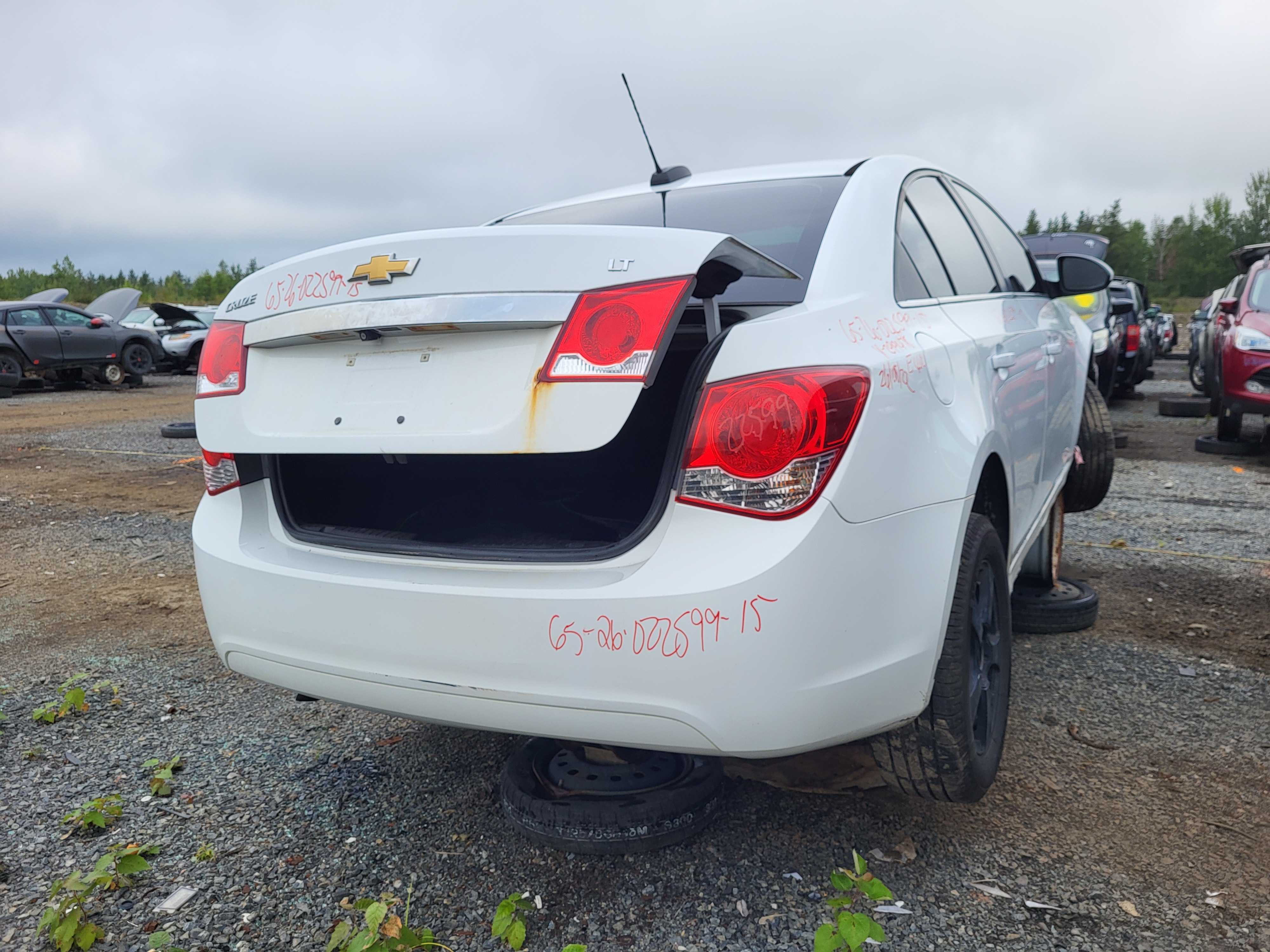 CHEVROLET CRUZE 2015