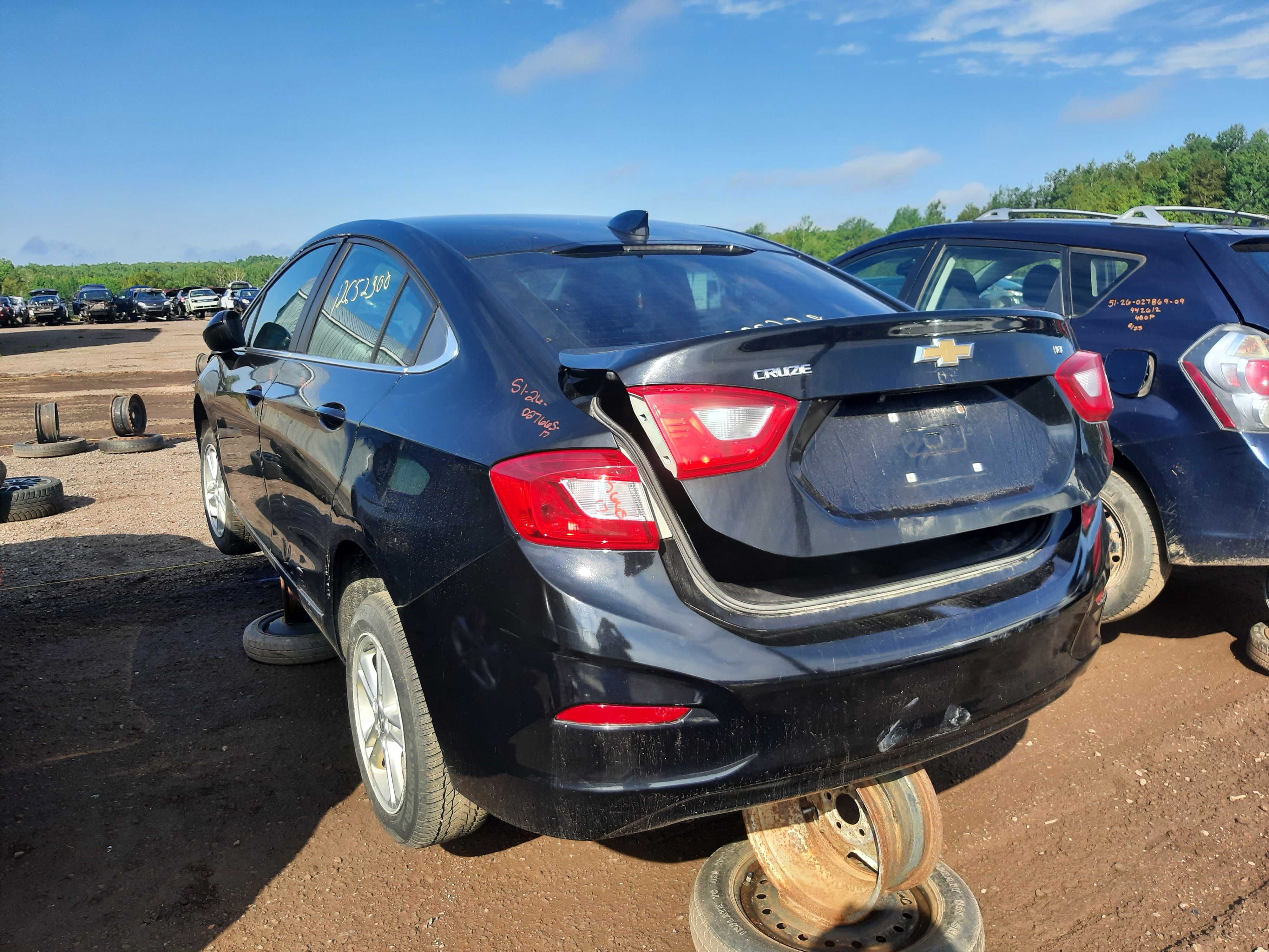 CHEVROLET CRUZE 2017