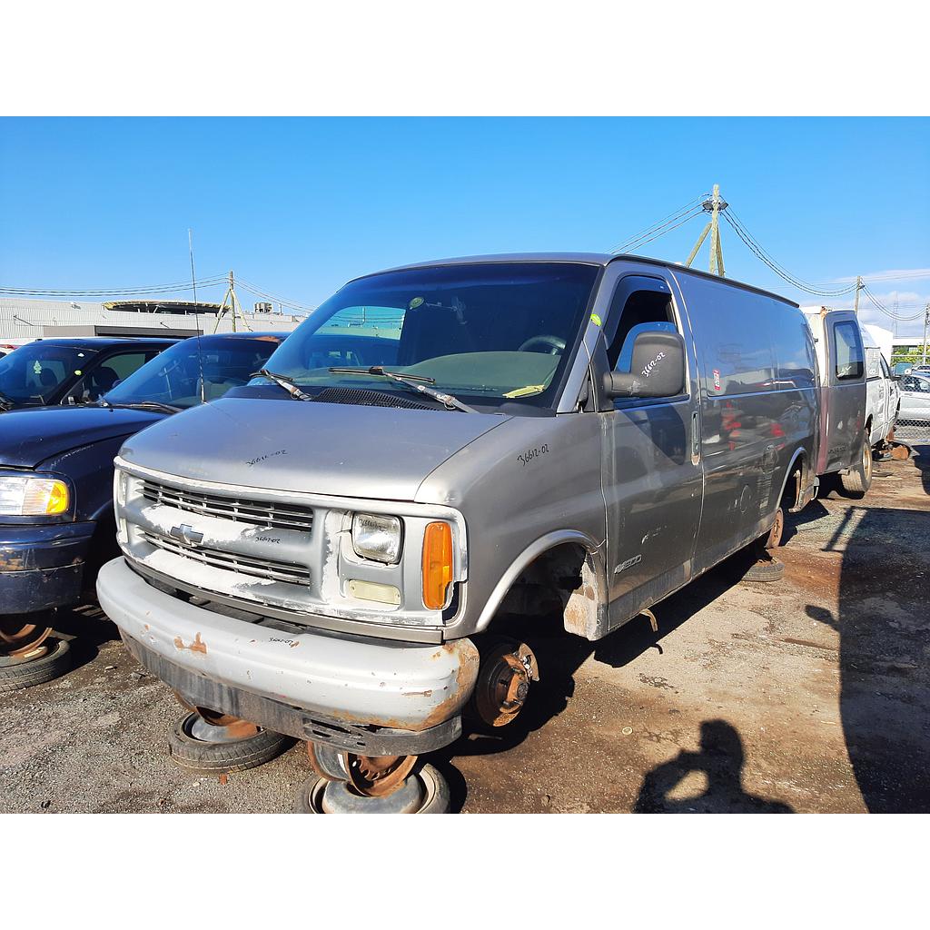 CHEVROLET EXPRESS VAN 2002