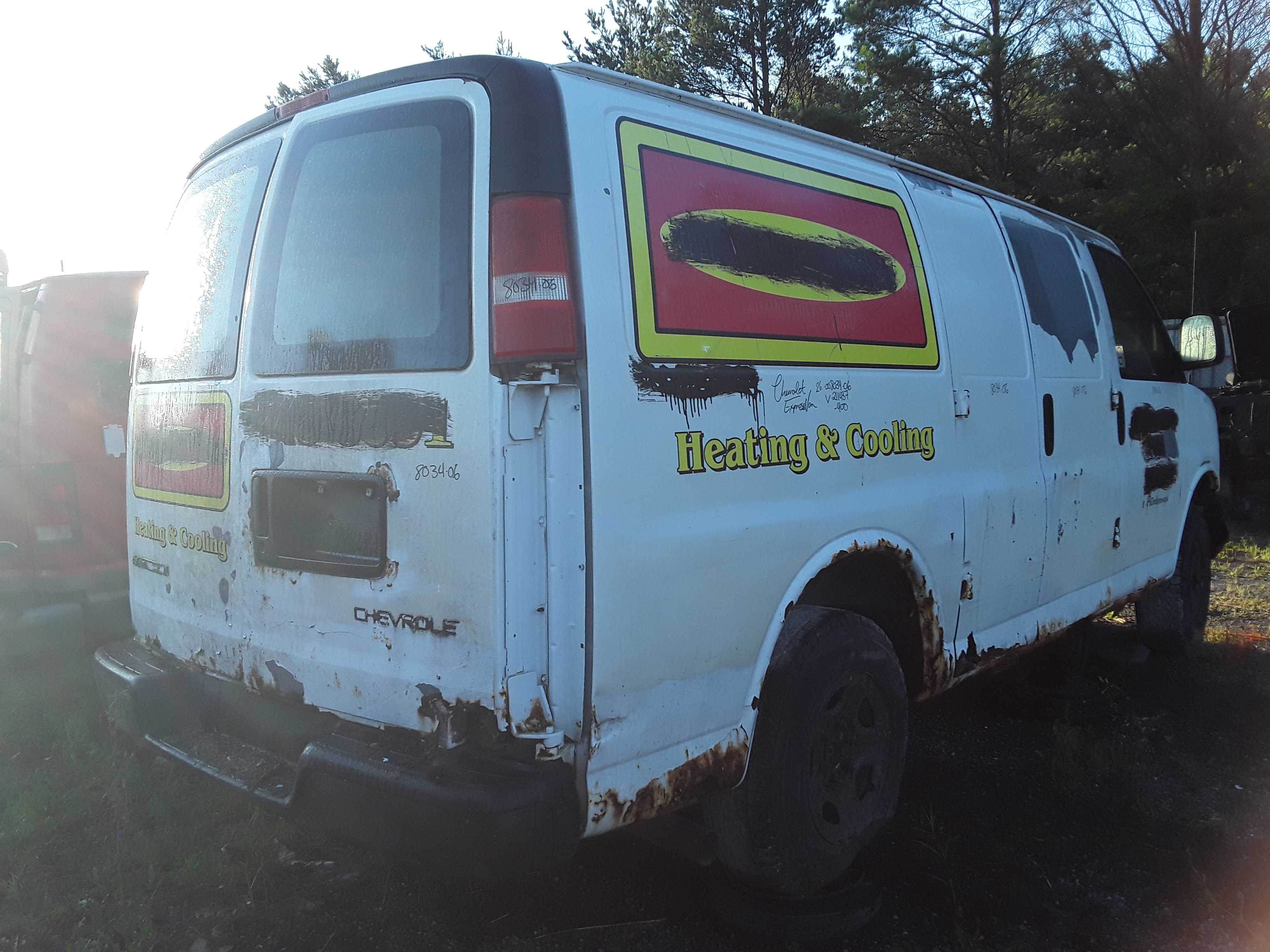 CHEVROLET EXPRESS VAN 2006