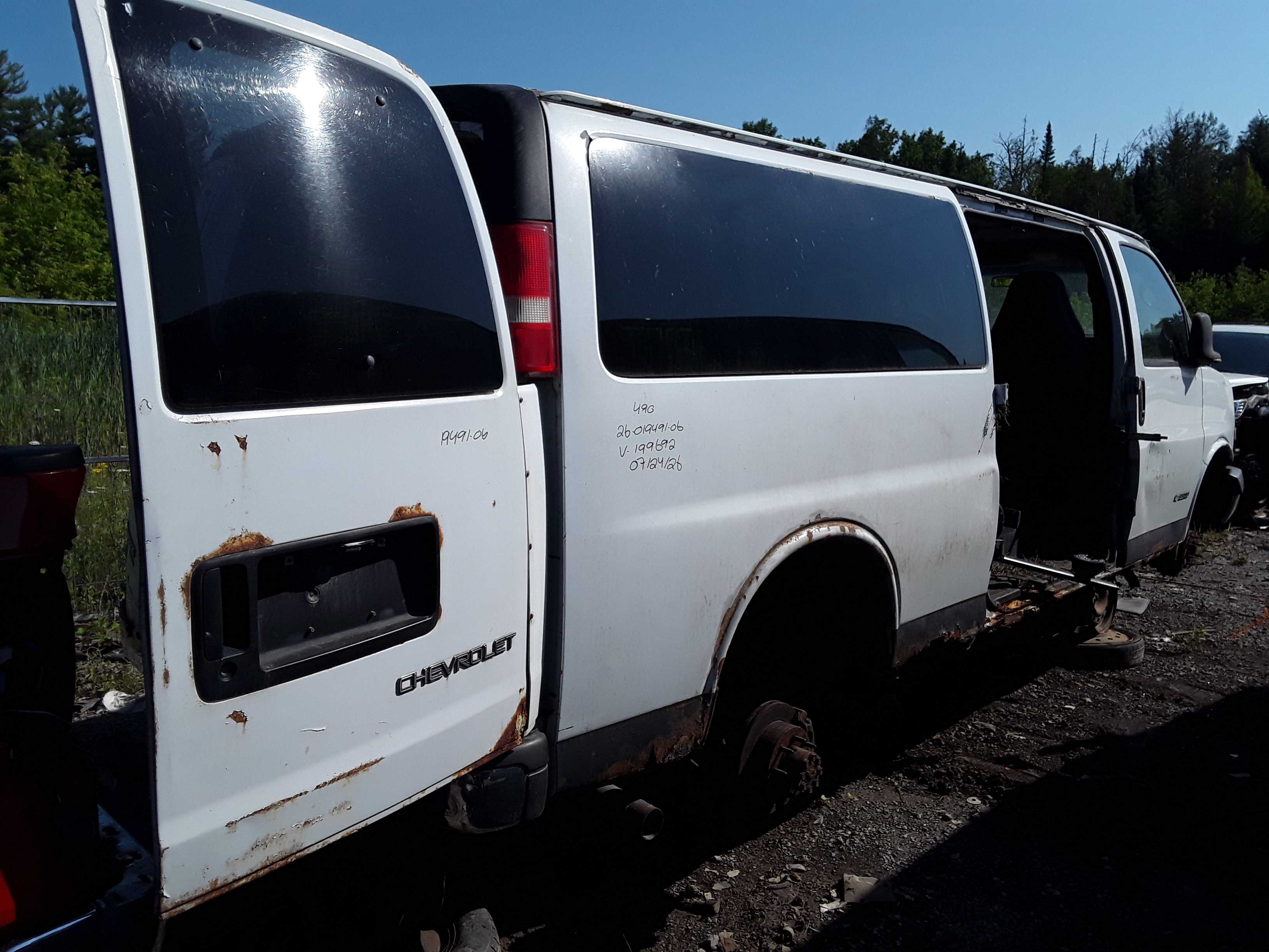 CHEVROLET EXPRESS VAN 2006