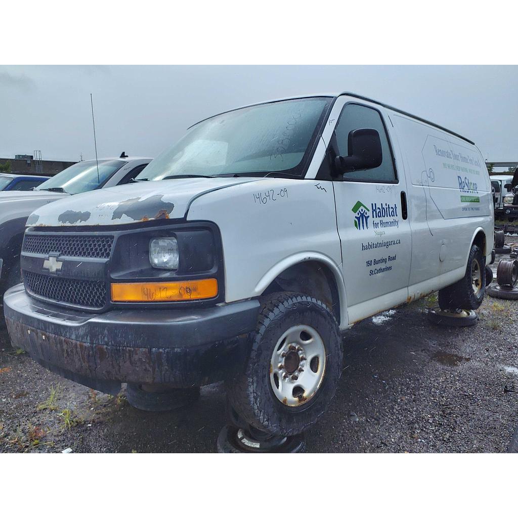 CHEVROLET EXPRESS VAN 2009