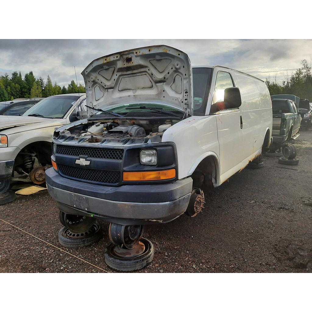 CHEVROLET EXPRESS VAN 2010