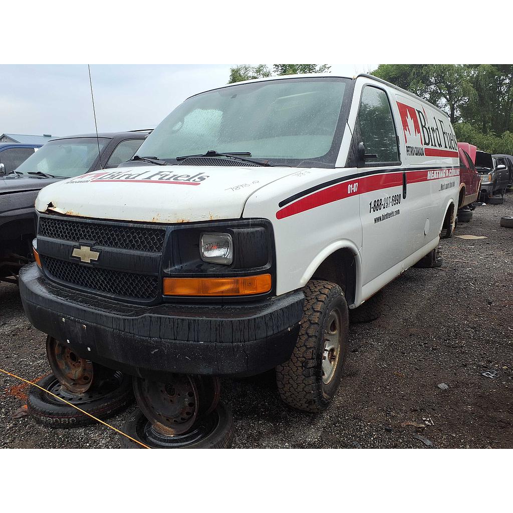 CHEVROLET EXPRESS VAN 2012