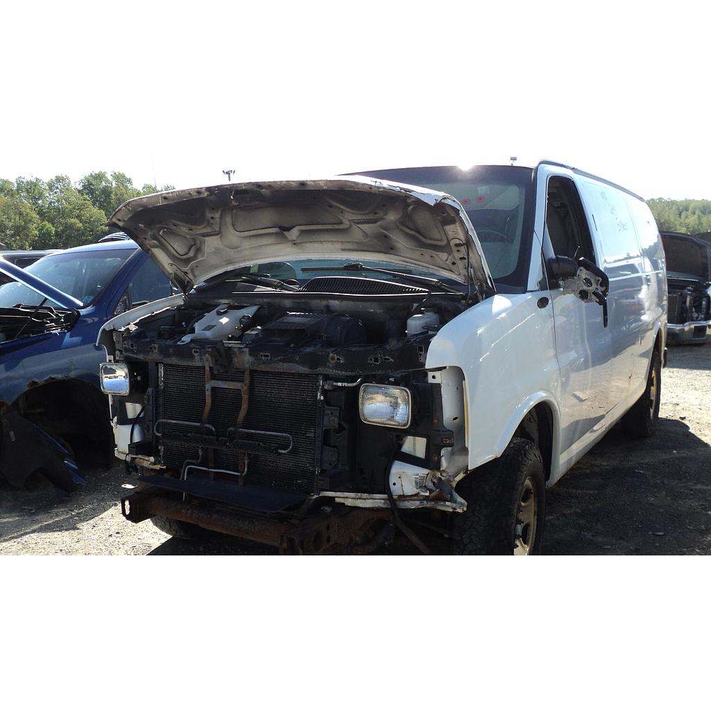 CHEVROLET EXPRESS VAN 2013
