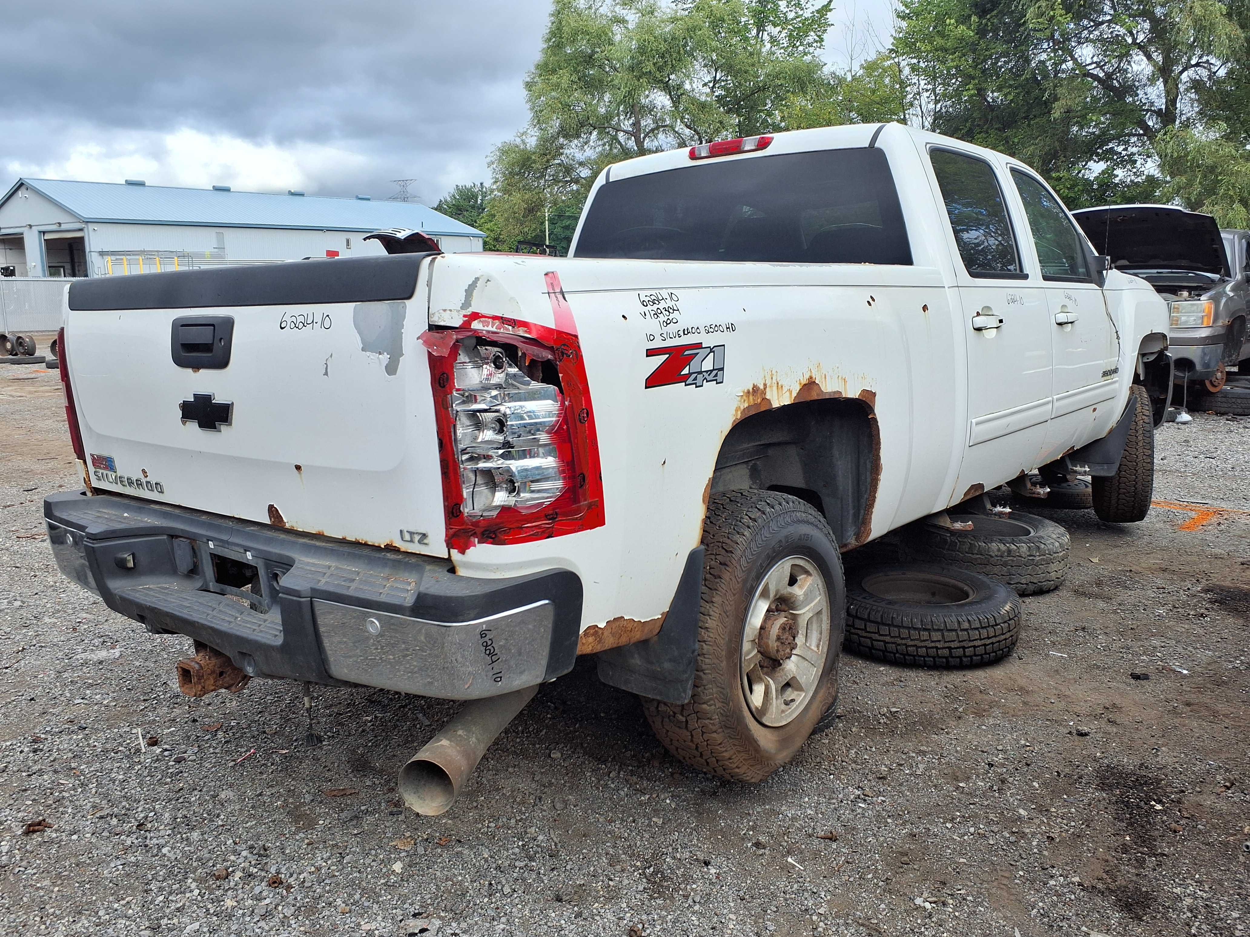 CHEVROLET SILVERADO 2500 2010