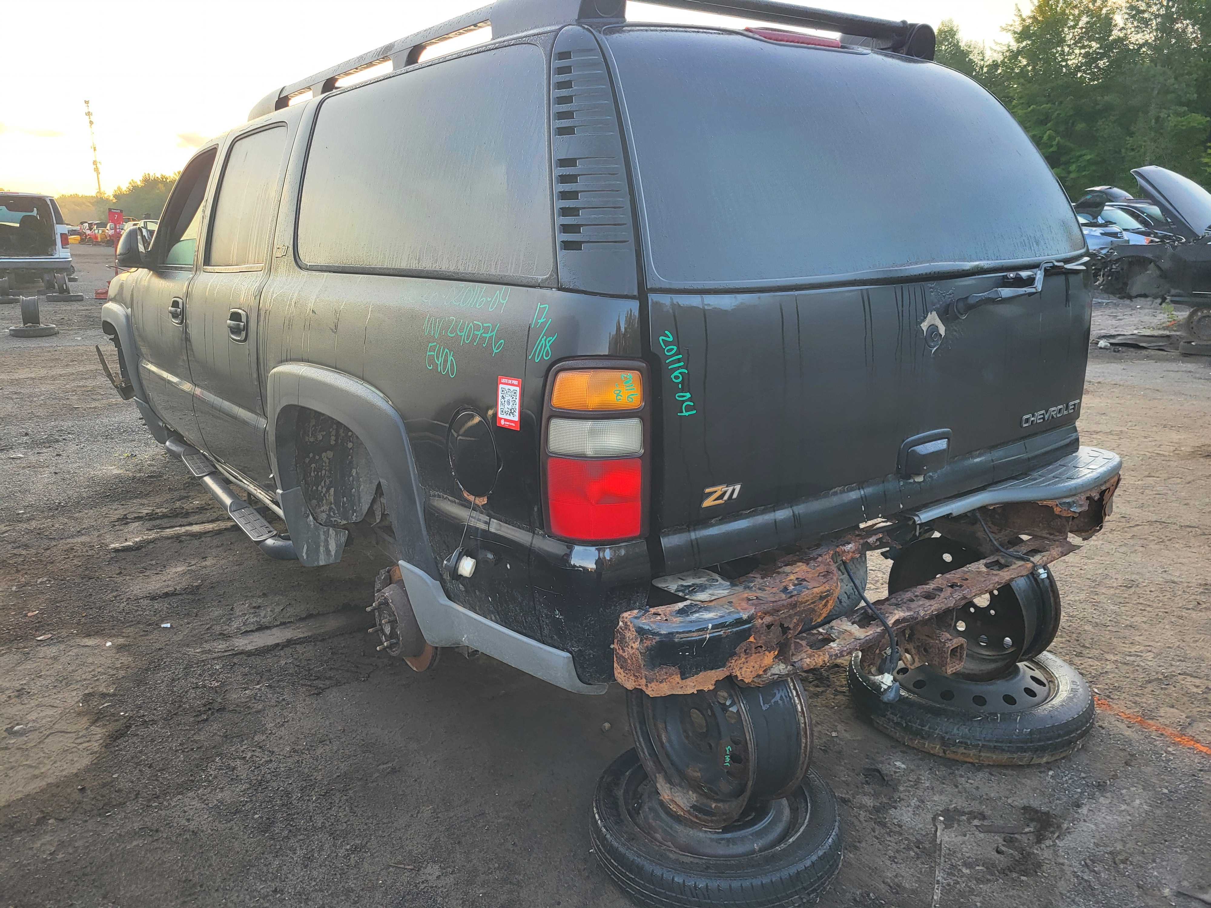 CHEVROLET SUBURBAN 2004