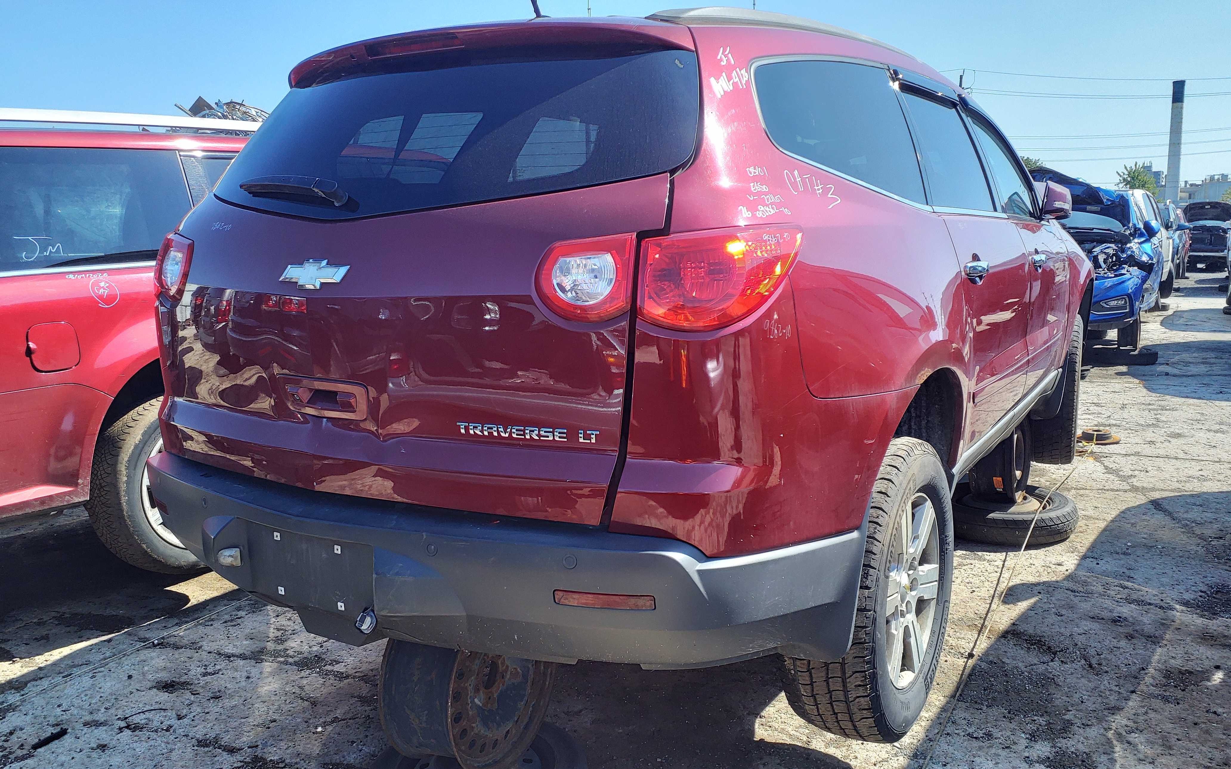 CHEVROLET TRAVERSE 2010