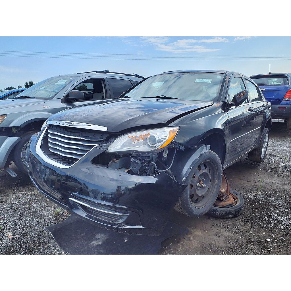 CHRYSLER 200 2012