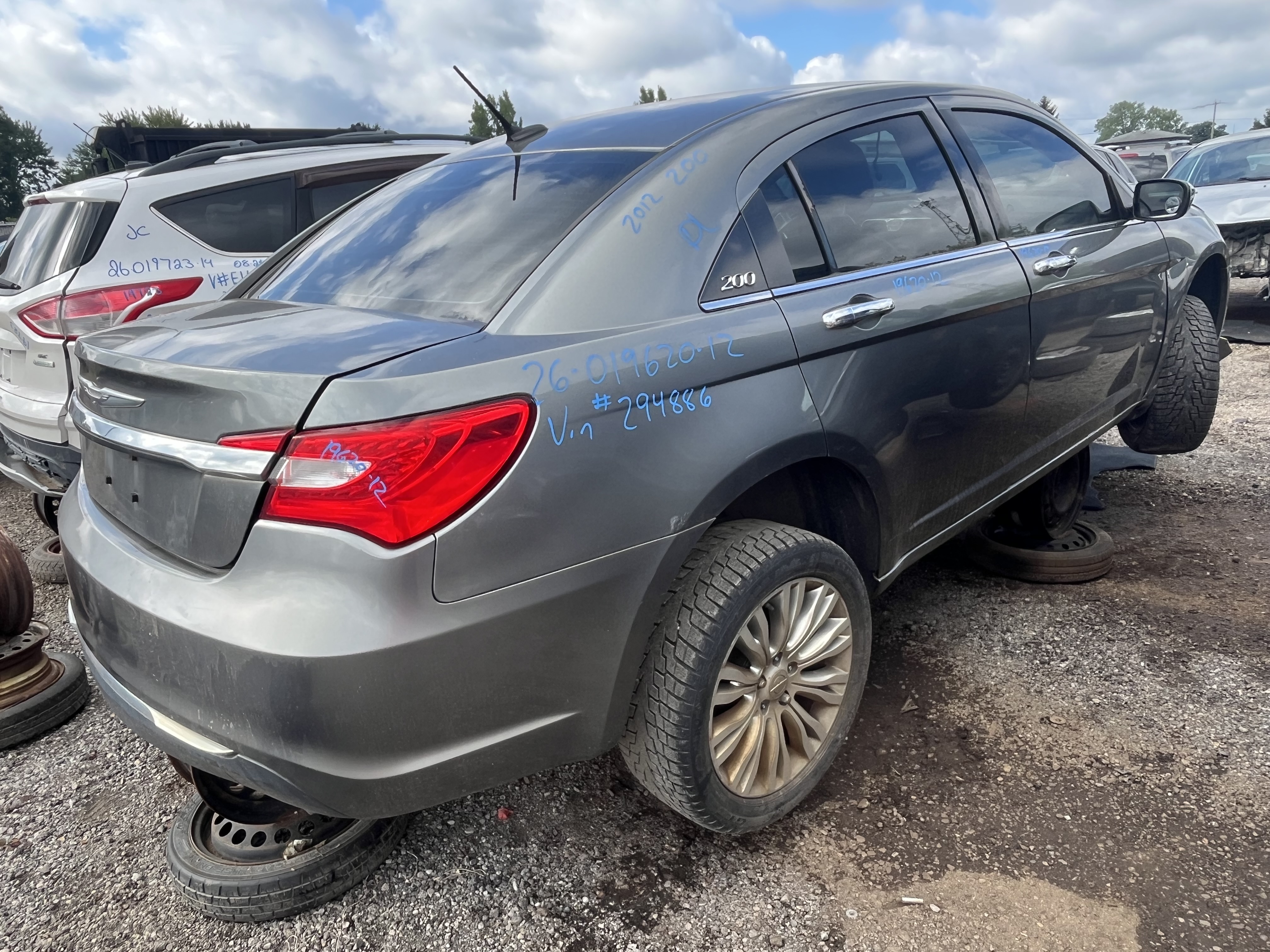CHRYSLER 200 2012