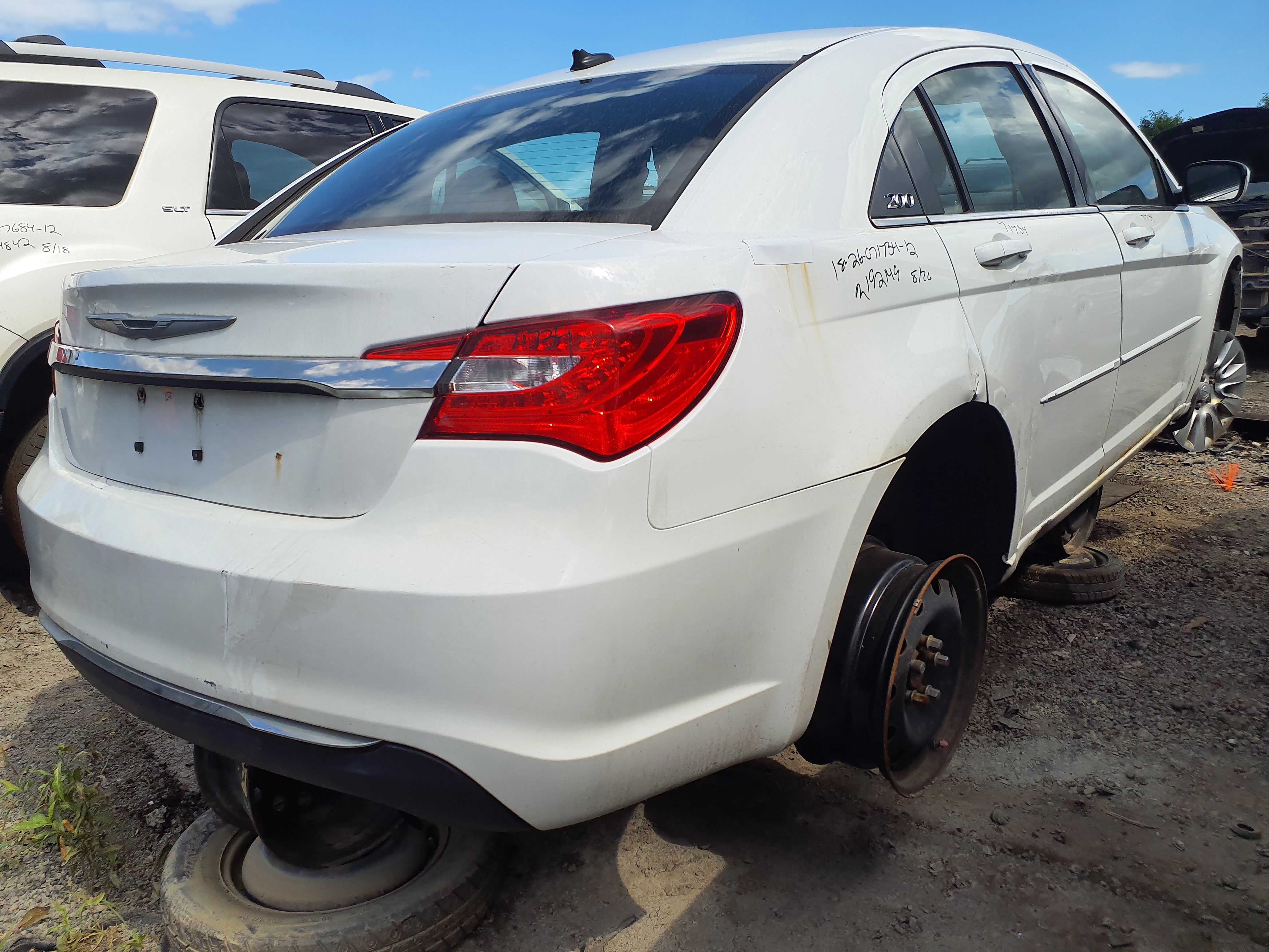 CHRYSLER 200 2012